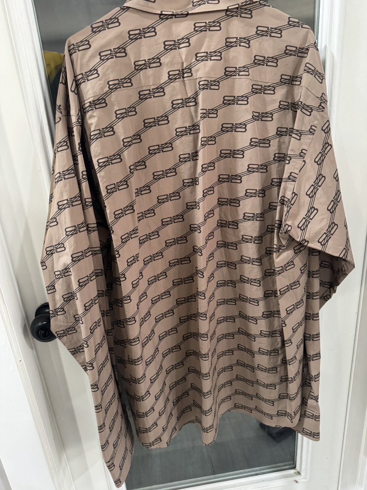 Balenciaga Balenciaga monogram long sleeve shirt Size US L / EU 52-54 / 3 - 3 Thumbnail