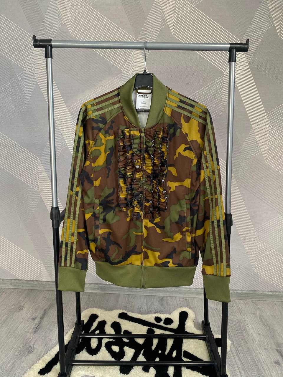 Adidas × Jeremy Scott Very rare vintage 2011 Jeremy Scott & Adidas camo jacket Size US M / EU 48-50 / 2 - 1 Thumbnail