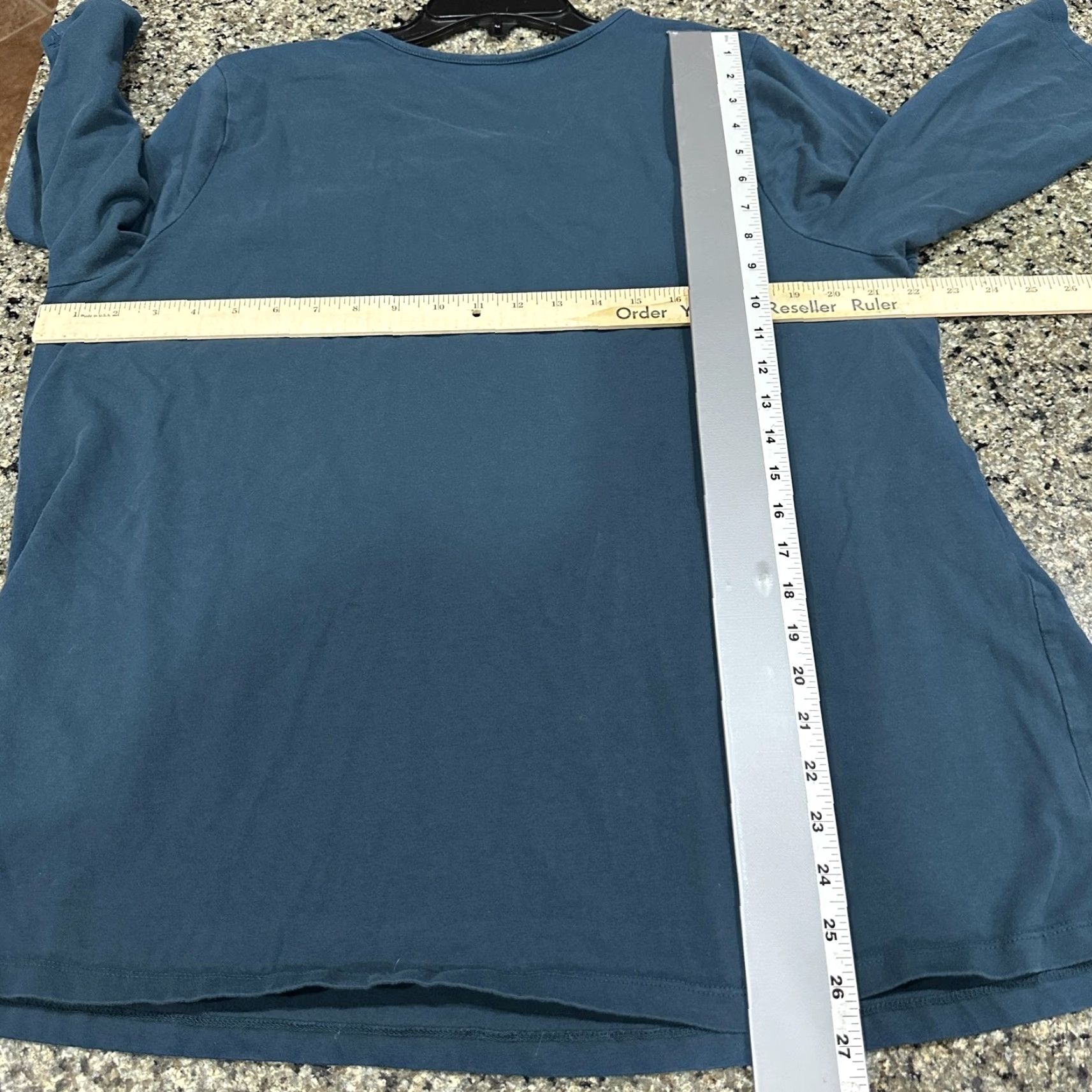 Vintage Catherines Suprema Collection Shirt Womens 1X Green Keyhole Tunic Top Plus Size Long Sleeve Scoop Neck Solid Minimalist Casual Tunic Size XL / US 12-14 / IT 48-50 - 3 Thumbnail