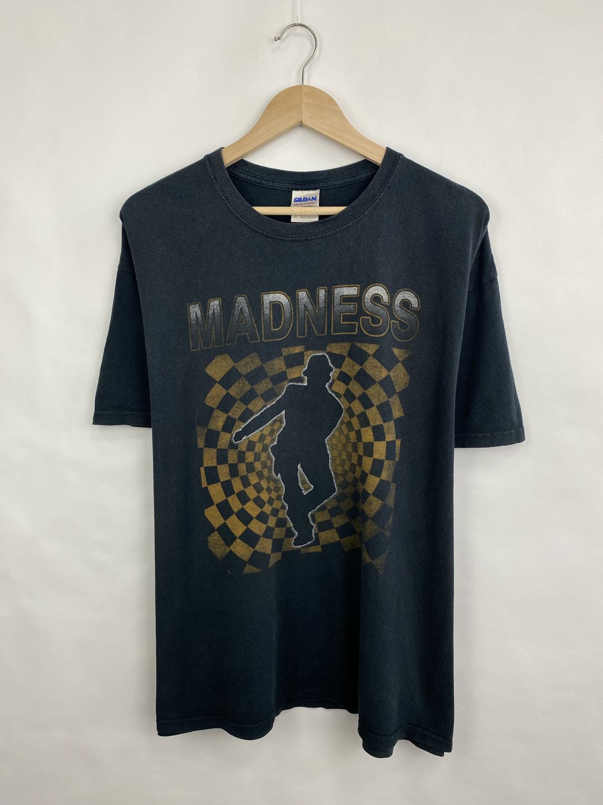 Madness Vintage 90s Madness Rock Band T-Shirt Rare Retro Hype Y2K Size US XL / EU 56 / 4 - 3 Thumbnail
