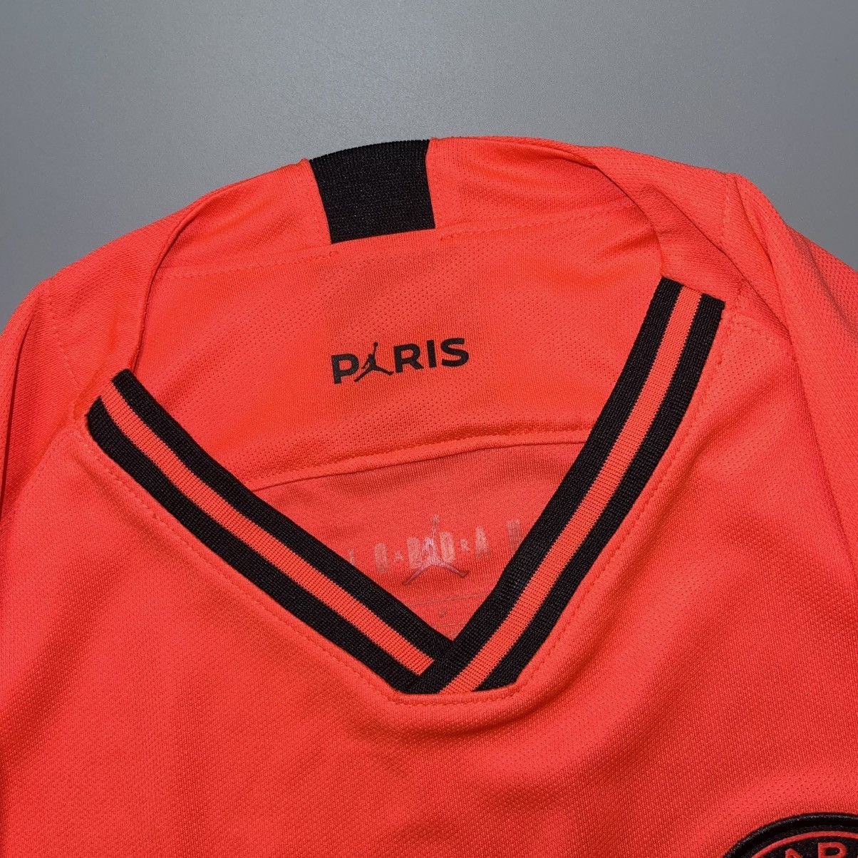 Jordan Brand PSG NIKE 2019/2020 FOOTBALL SOCCER AWAY JERSEY #7 MBAPPE Size US S / EU 44-46 / 1 - 5 Thumbnail