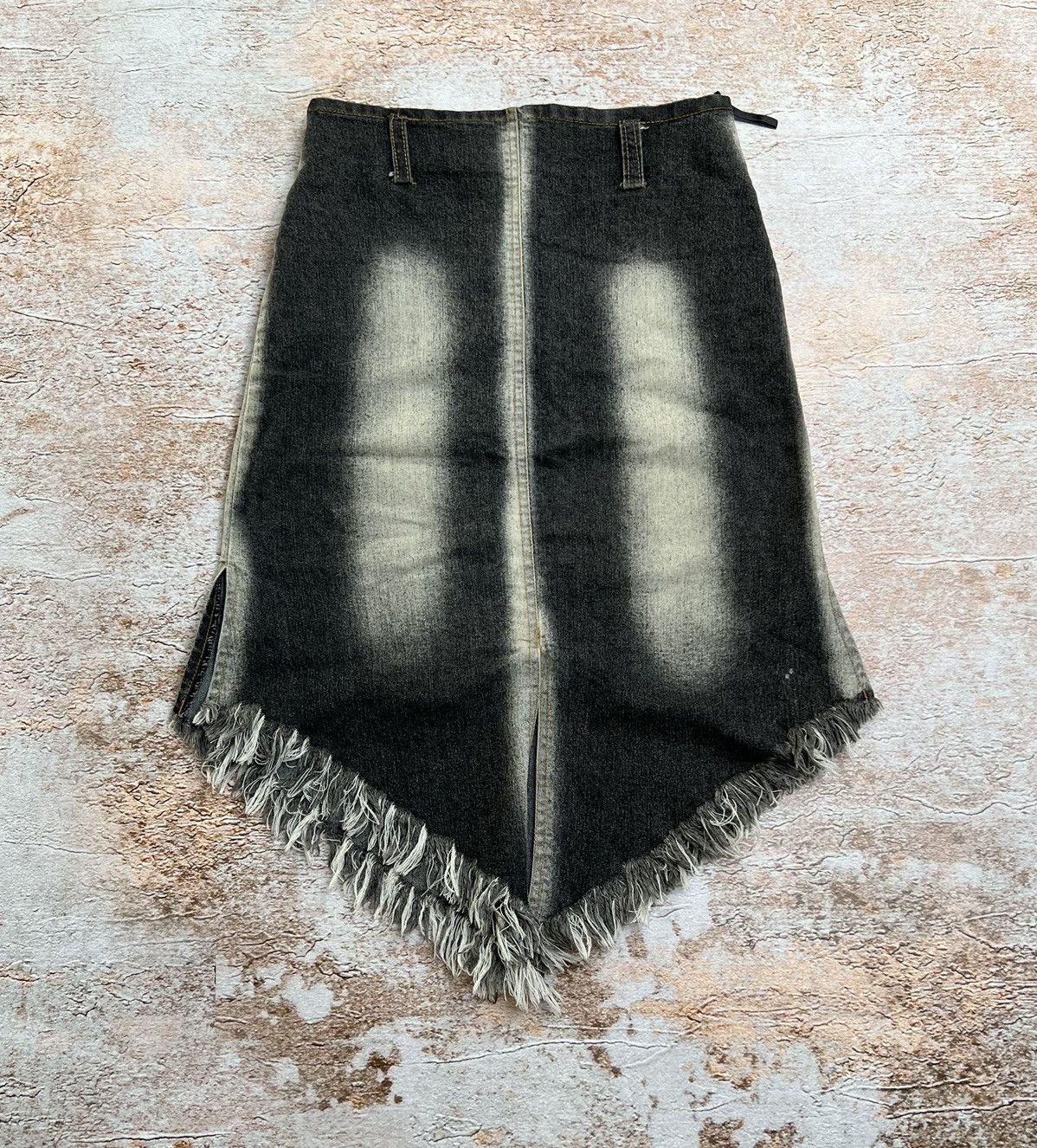 Japanese Brand Vintage Japanese distressed denim washed skirt Size 26" / US 2 / IT 38 - 6 Thumbnail