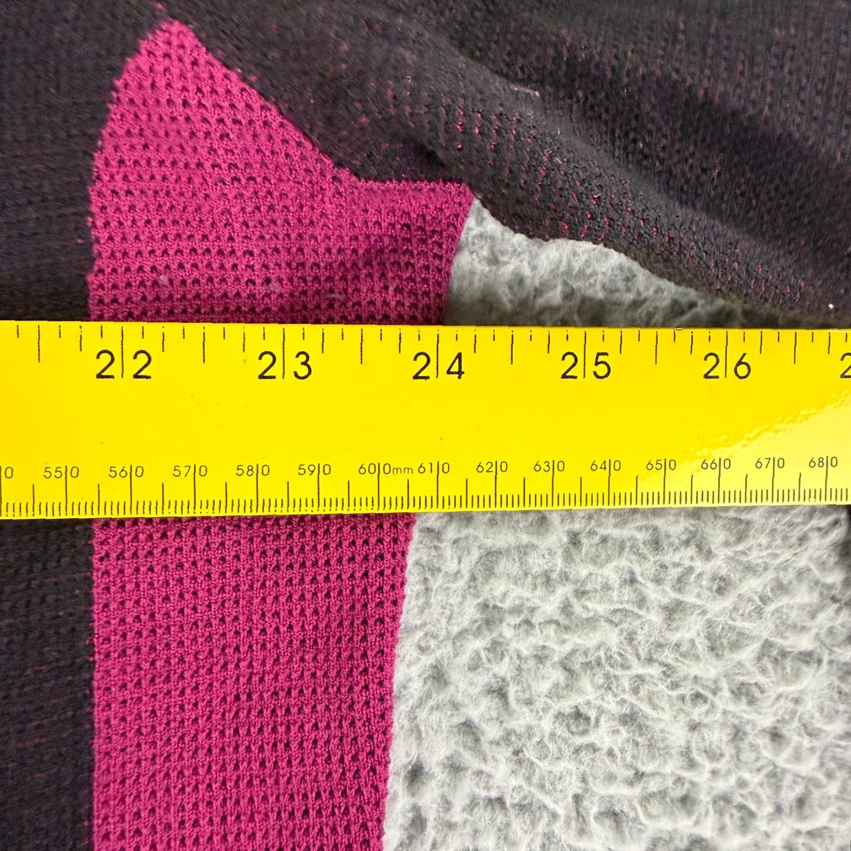 Peter Millar Peter Millar Mens XL Quarter Zip Sweater Black Cranberry Merino Wool LS Size US XL / EU 56 / 4 - 6 Thumbnail