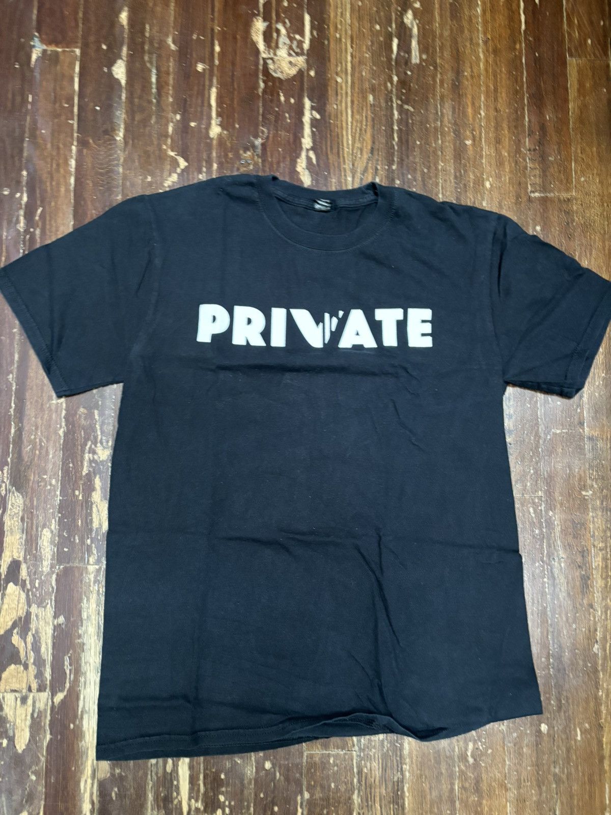 Anvil ‘PRIVATE’ T-shirt Size M Size US M / EU 48-50 / 2 - 1 Thumbnail