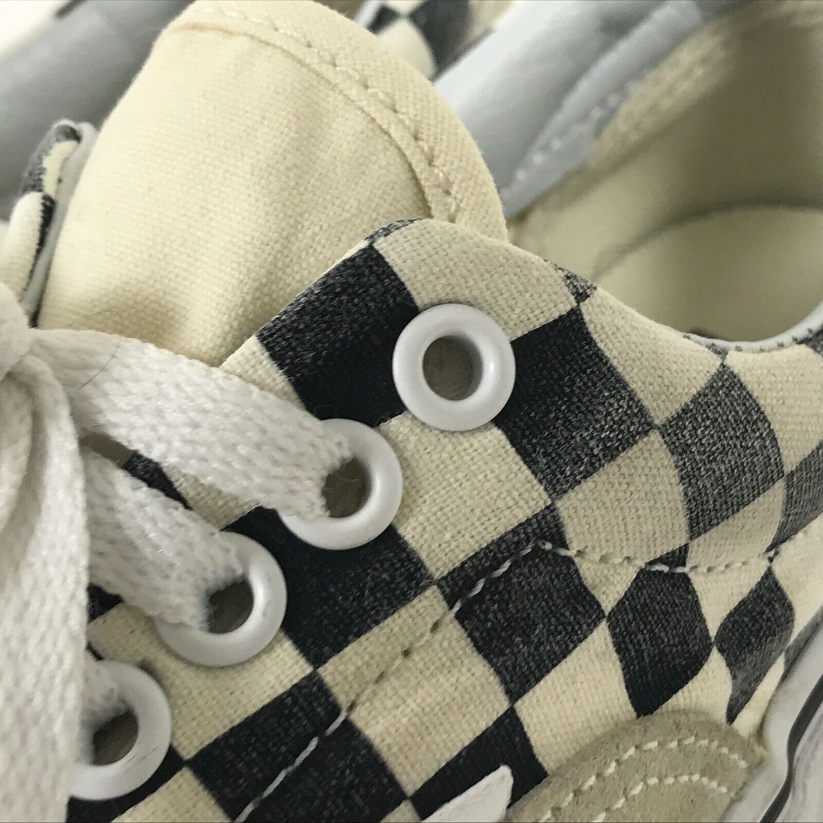 Vans RARE VANS Era Checkerboard Gray Suede Skate Shoes Men's 6.5 Size US 6.5 / EU 39-40 - 4 Thumbnail