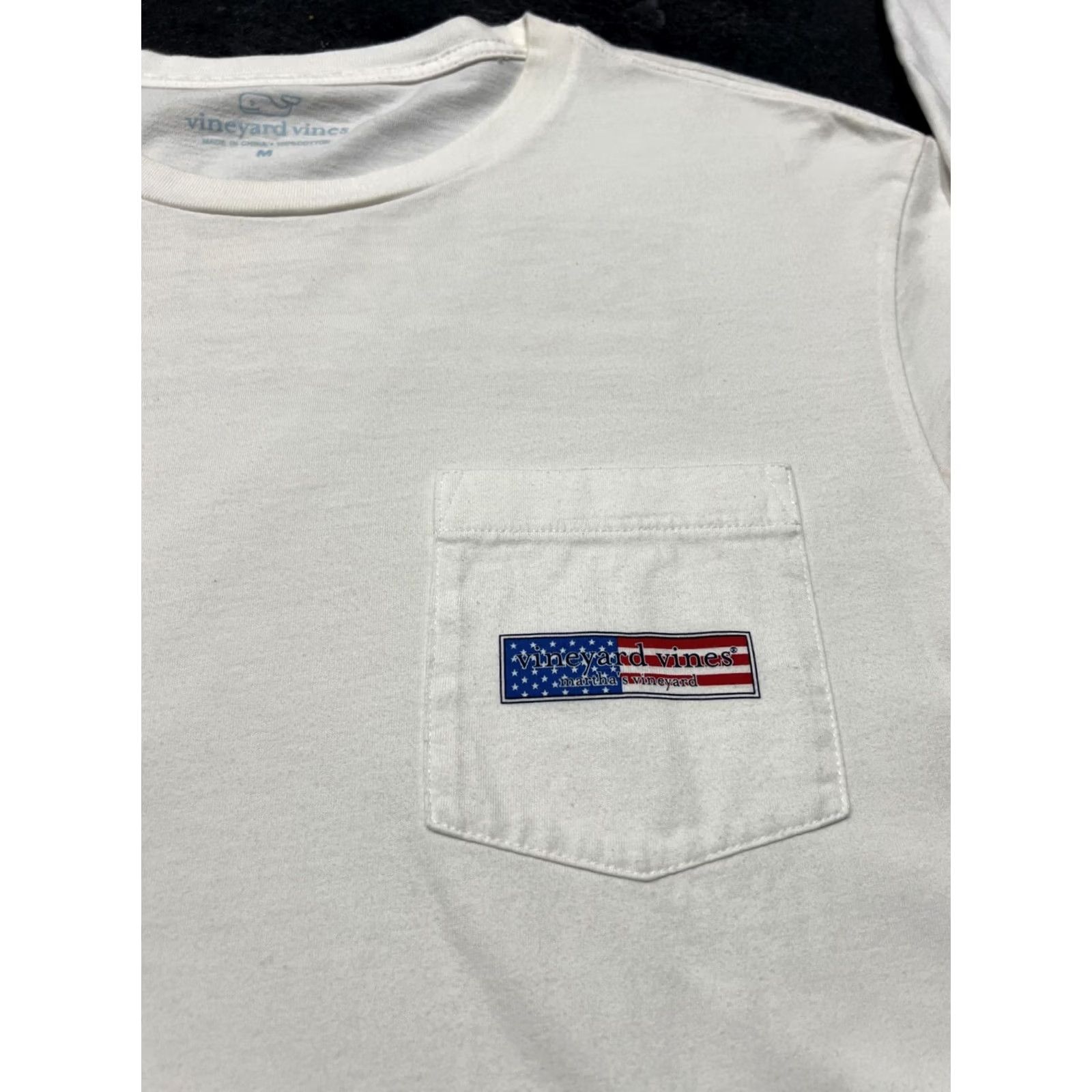 Vineyard Vines Vineyard Vines Long-Sleeve Box Pocket T-Shirt M Men White - M Womens? No, Men. Size US M / EU 48-50 / 2 - 4 Thumbnail