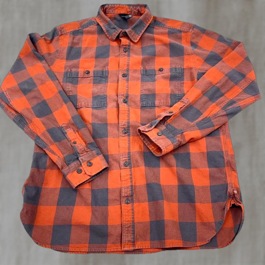 Mountain Hardwear VINTAGE Mountain Hardwear Shirt Men XL Orange Gray Buffalo Plaid Button Up Twill Denim Size US XL / EU 56 / 4 - 1 Thumbnail