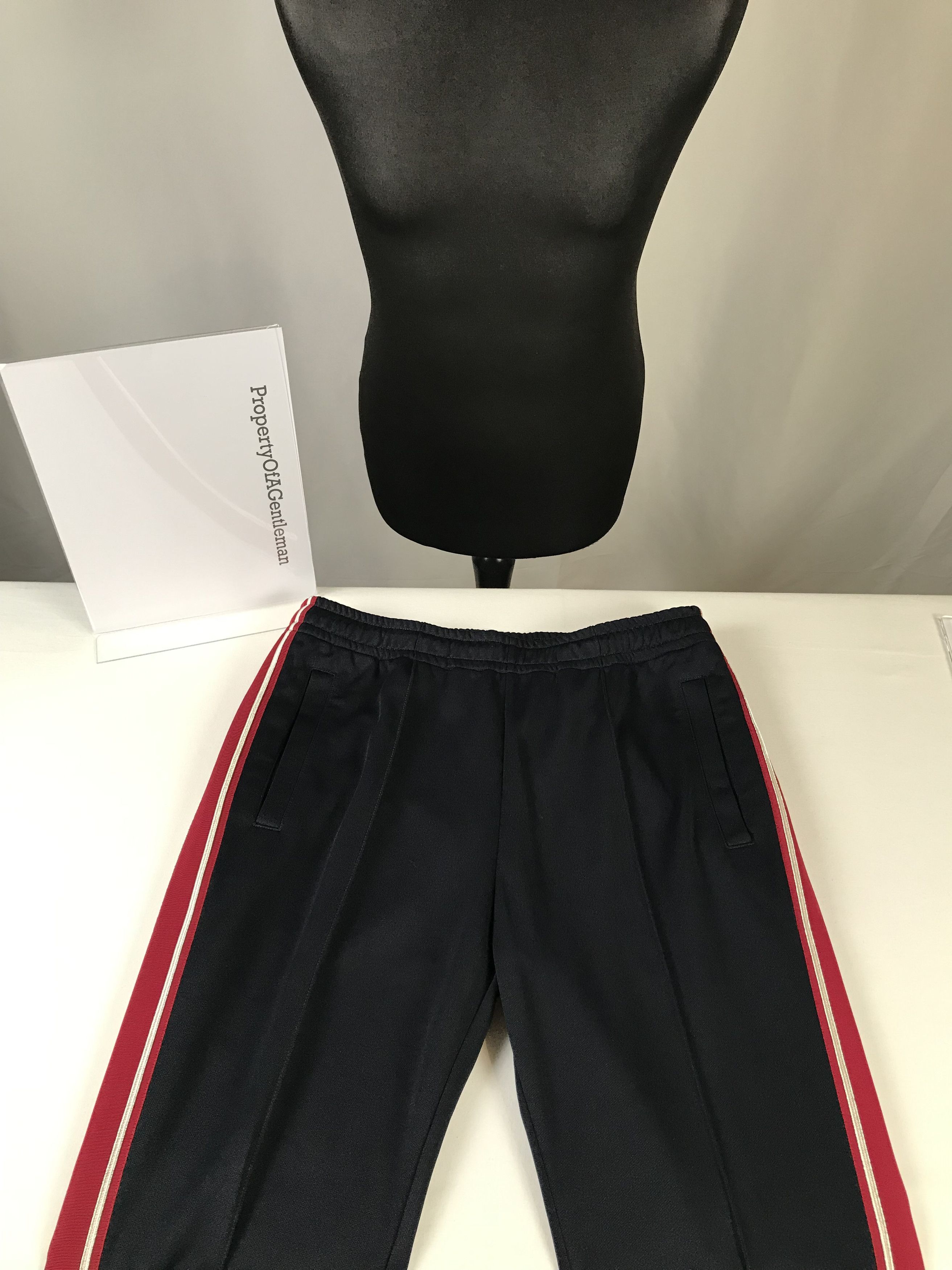 Gucci Men's Gucci Navy Trousers With Red Stripes Size US 32 / EU 48 - 2 Thumbnail