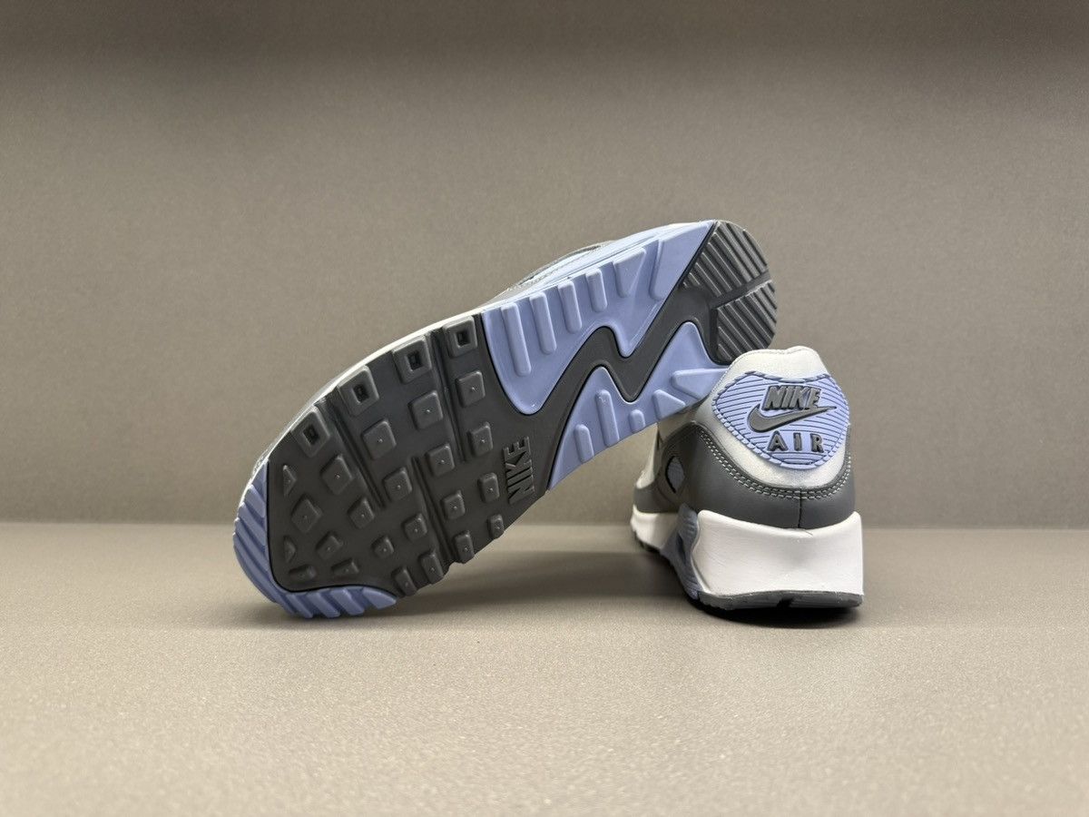 Nike Nike Air Max 90 White Wolf Gray Photon Dust Women’s Size US 11.5 / IT 41.5 - 8 Thumbnail