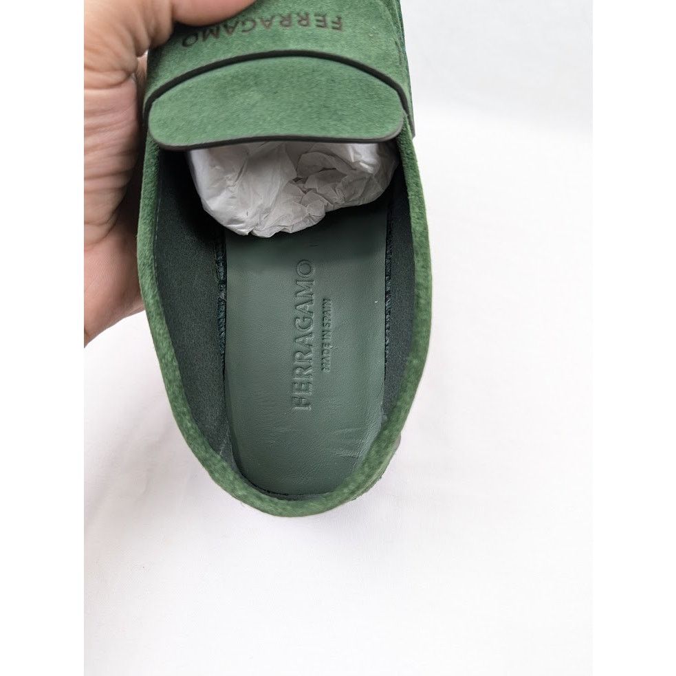 Salvatore Ferragamo o1rshd1 Suede Calf Desco Loafers in Forest Green Size US 9 / EU 42 - 13 Thumbnail