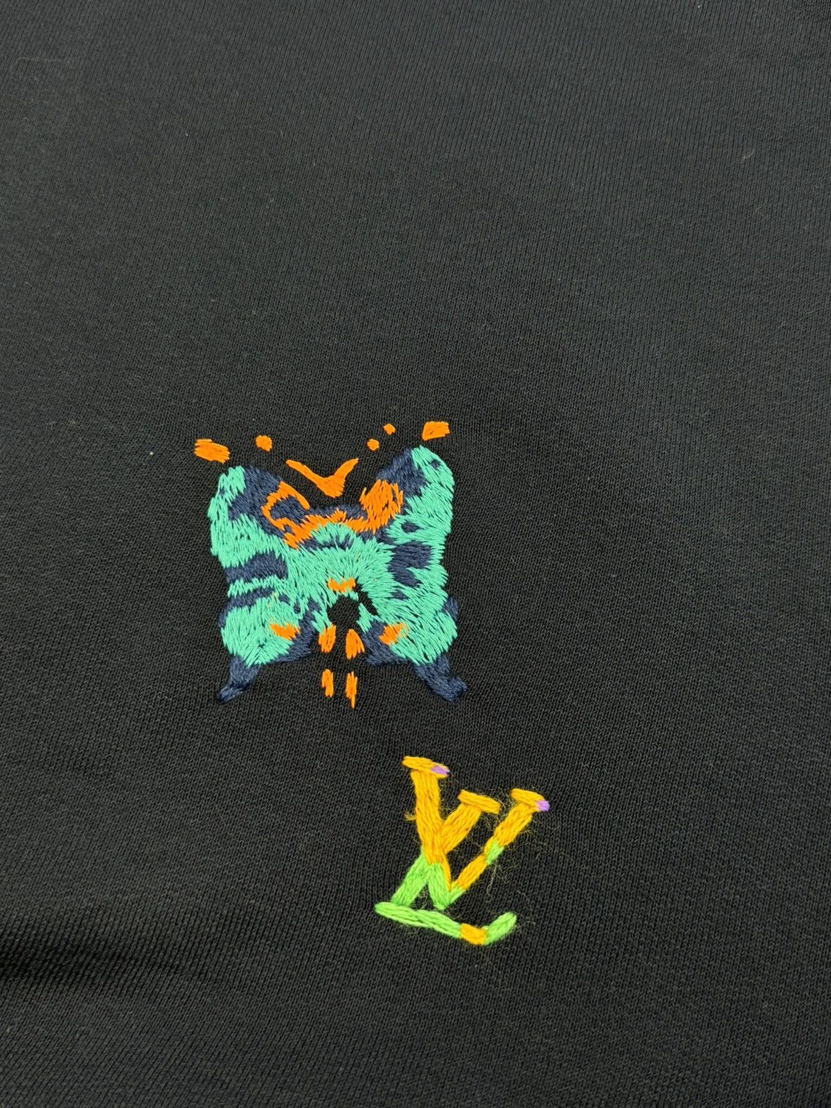 Louis Vuitton VIRGIL ABLOH FW 2022 BUTTERFLY EMBROIDERED JUMPER 1AATBO Size US XL / EU 56 / 4 - 4 Thumbnail