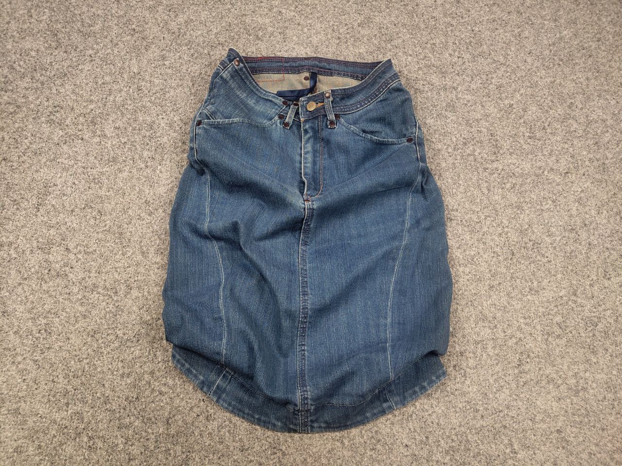 Levi's Vintage 90's Levi's Red Engineered Asymmetrical denim Skirt Size 26" / US 2 / IT 38 - 2 Thumbnail