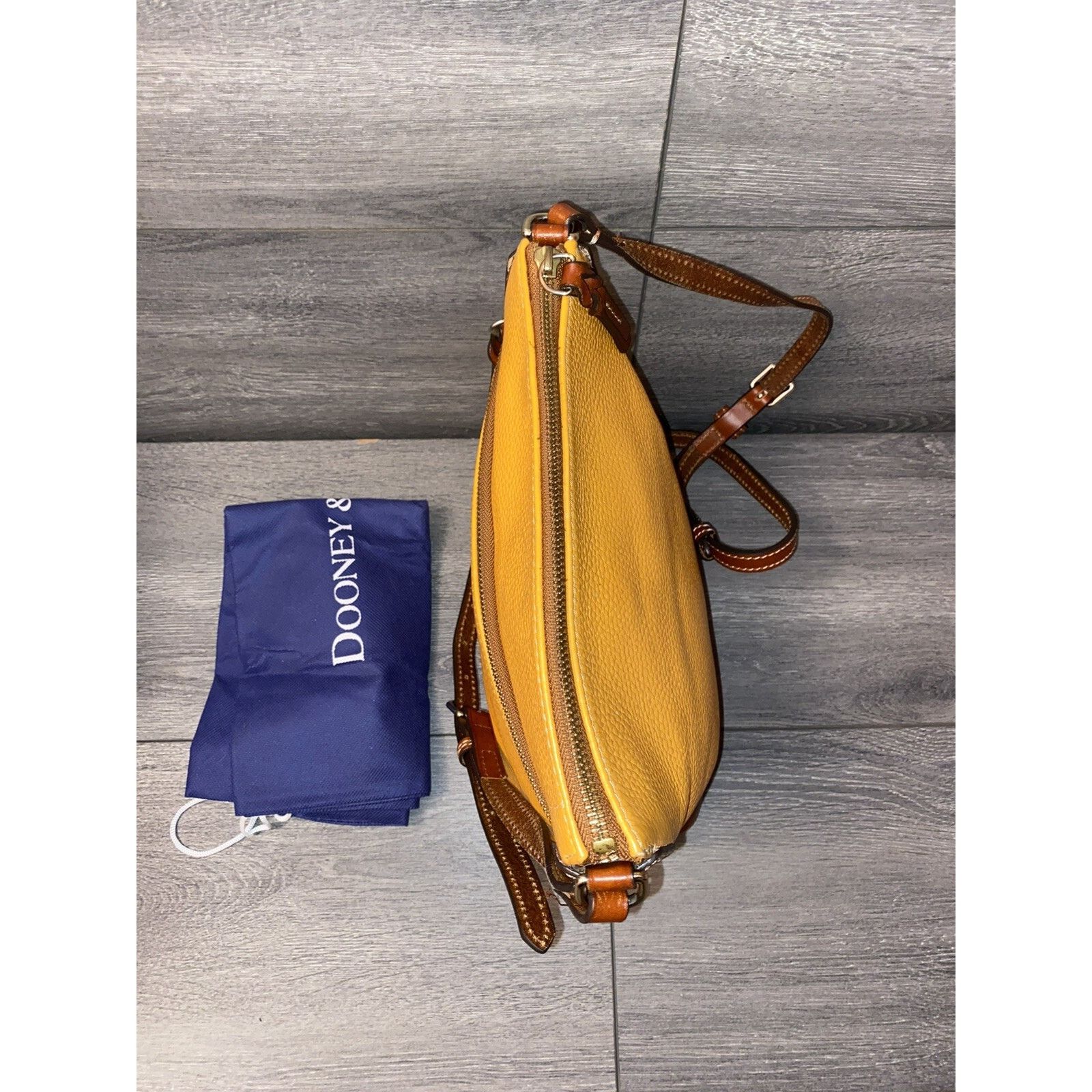 Dooney & Bourke Dooney & Bourke Pebble Leather Crossbody bag marigol A260501 Size ONE SIZE - 7 Thumbnail