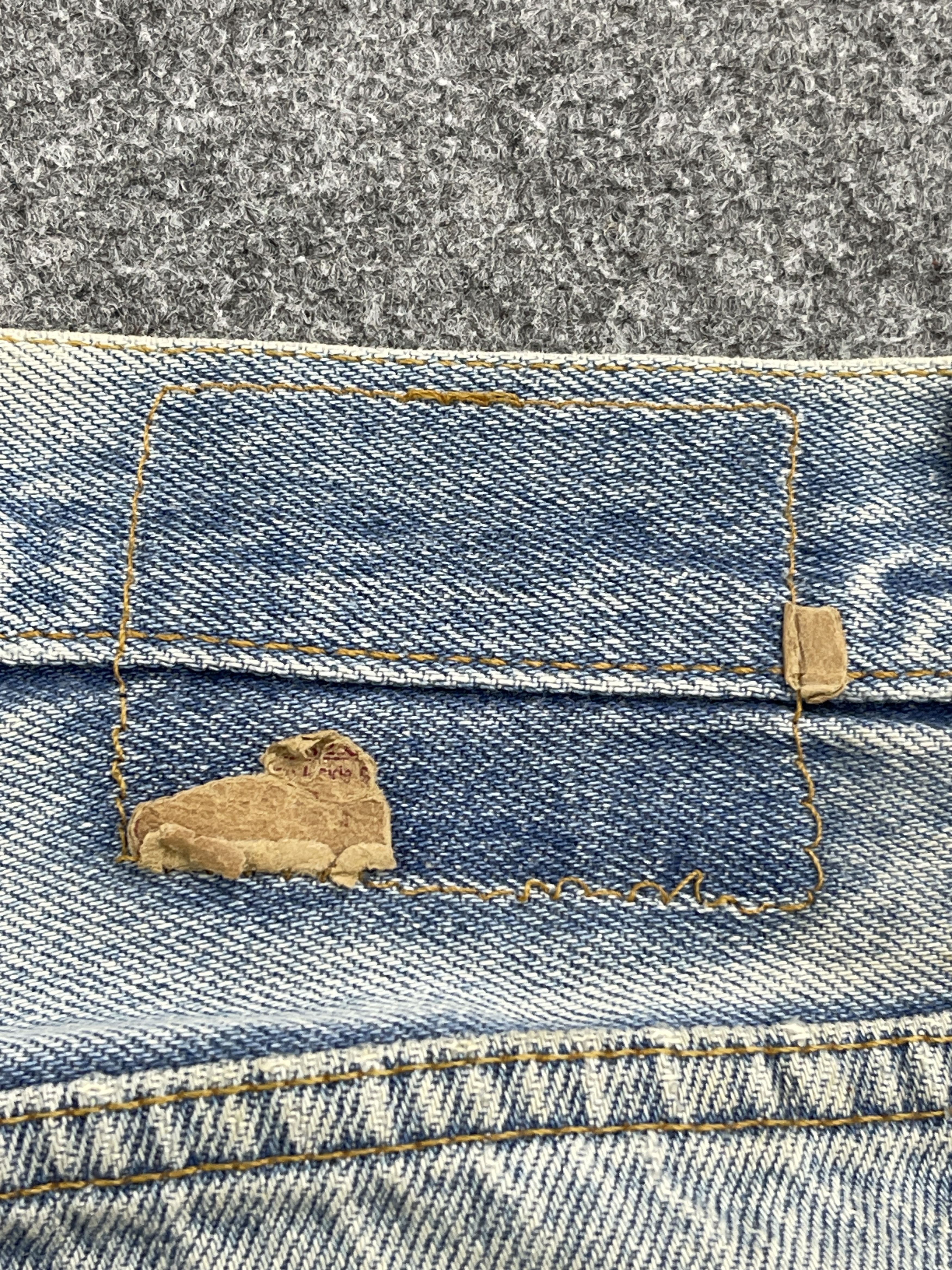 Levi's × Vintage Vintage 90s Levis 501 Light Blue Washed Jeans Size US 33 - 5 Thumbnail
