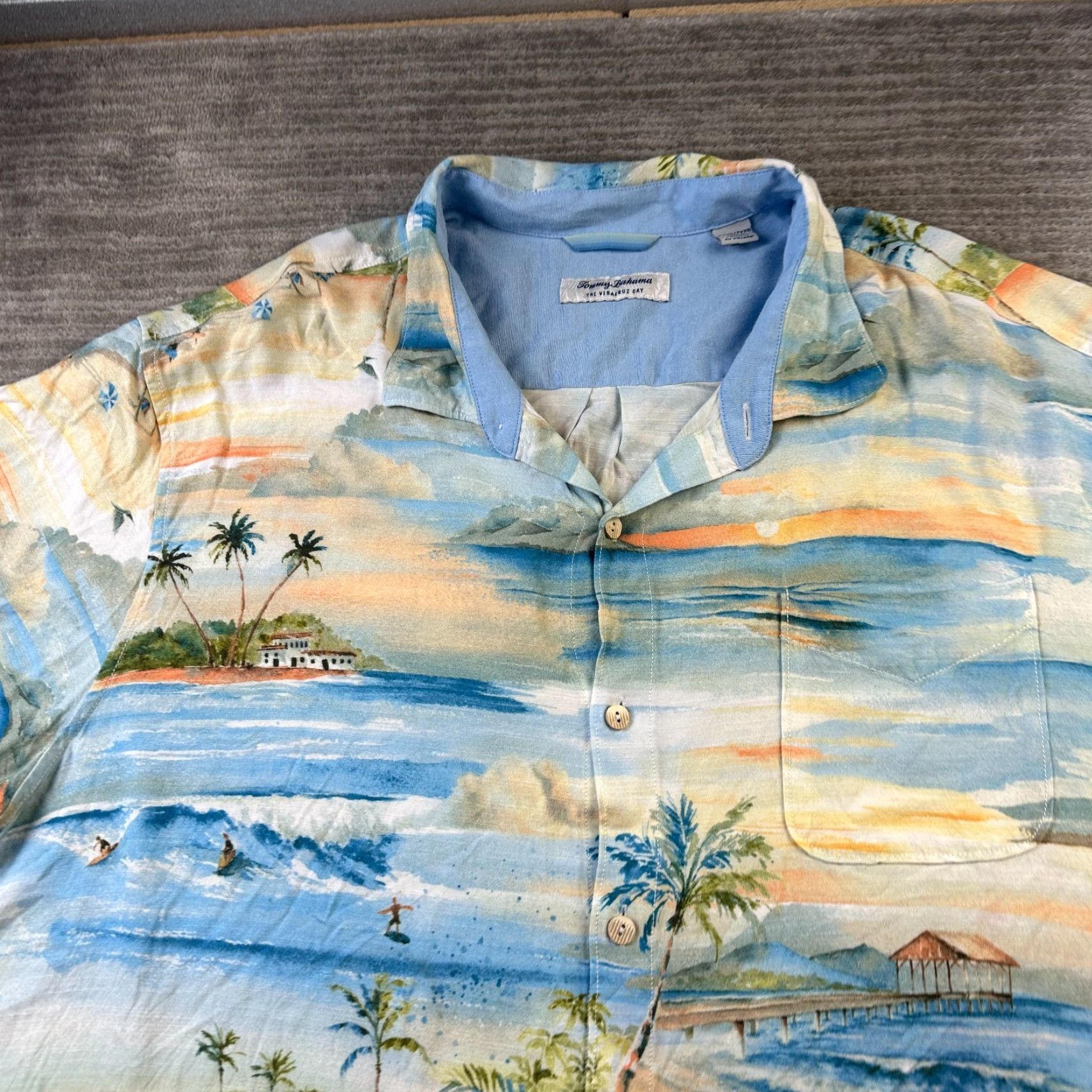 Tommy Bahama VINTAGE Tommy Bahama Shirt Mens 3XL Blue Short Sleeve Camp Veracruz Cay Geometric Pattern Button-Up Collared Casual Travel Summer Size US XXL / EU 58 / 5 - 3 Thumbnail