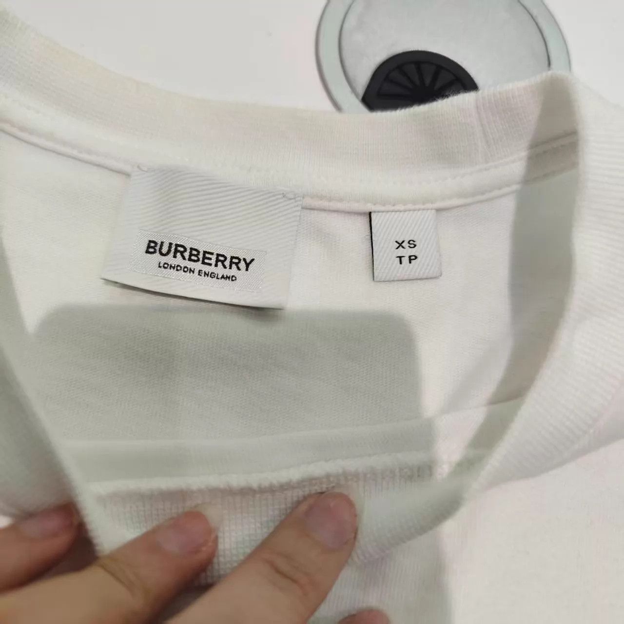 Burberry bbr Check Short Sleeve Tee XS Women & Small Men Size XS / US 0-2 / IT 36-38 - 3 Thumbnail