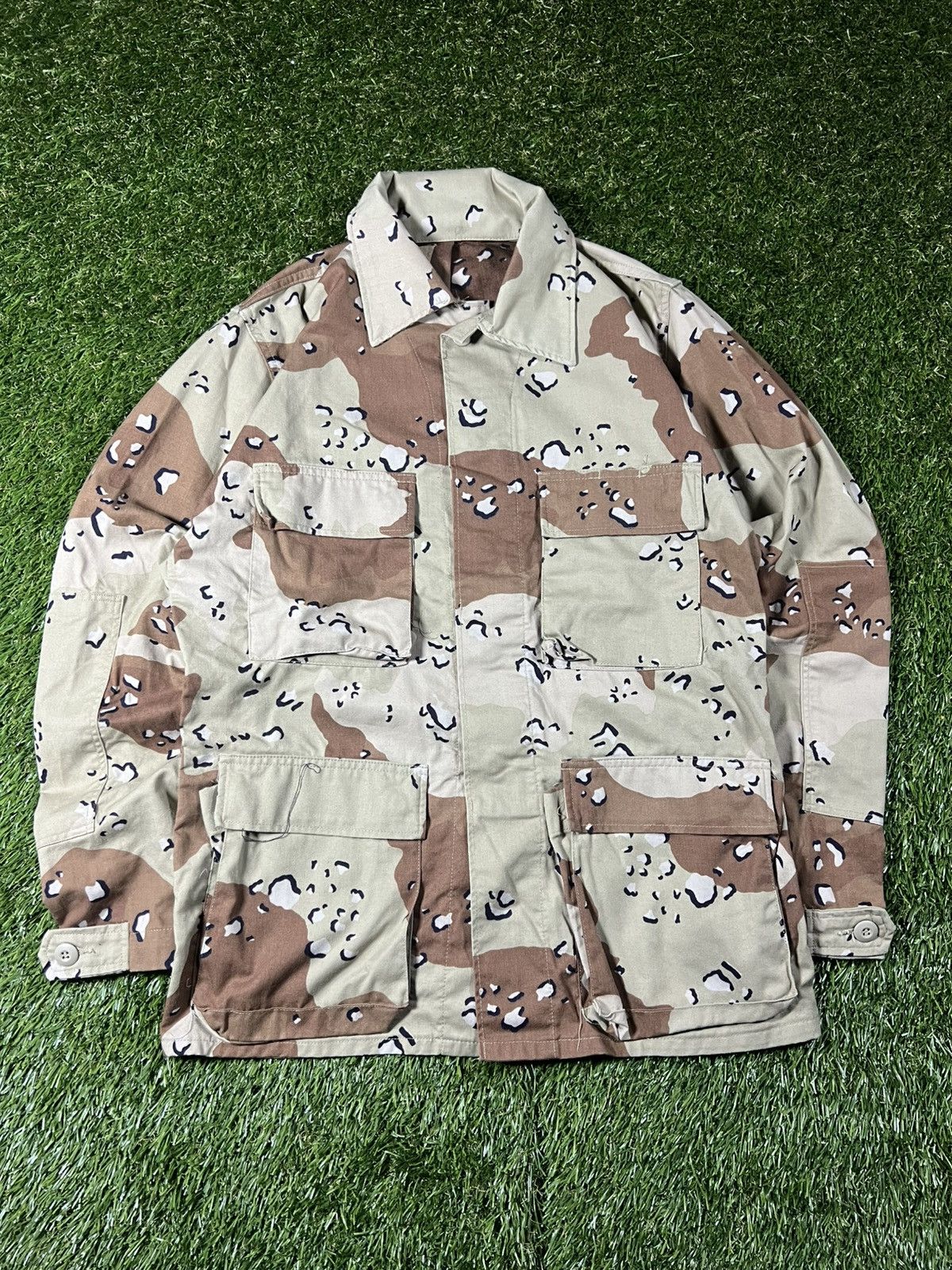 Vintage Vintage 90s Desert Camo Essential Fall War Military Jacket Size US M / EU 48-50 / 2 - 1 Thumbnail