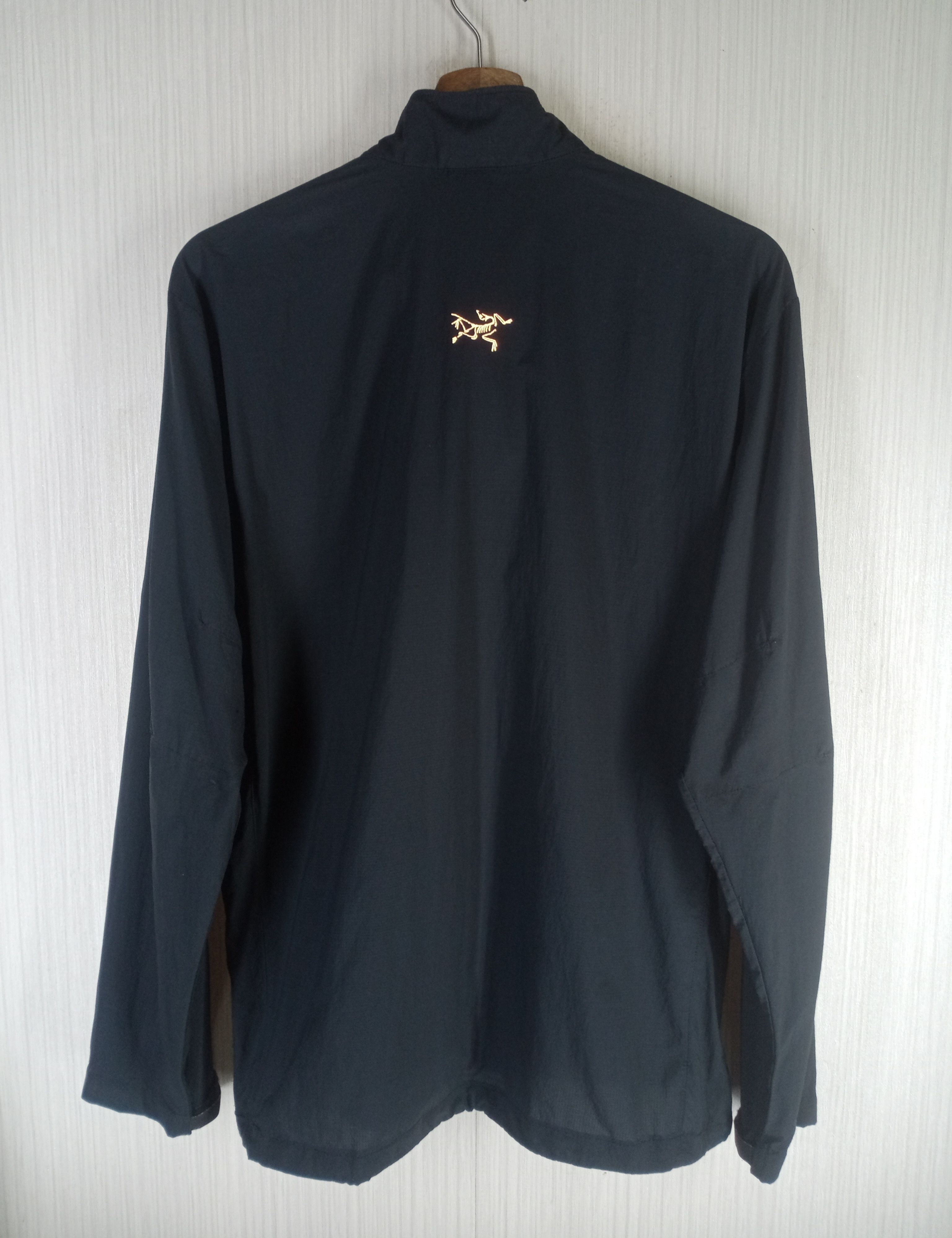Arc'teryx Rare Vintage Arc'terys Reflect Logo Light Jacket Size US L / EU 52-54 / 3 - 4 Thumbnail
