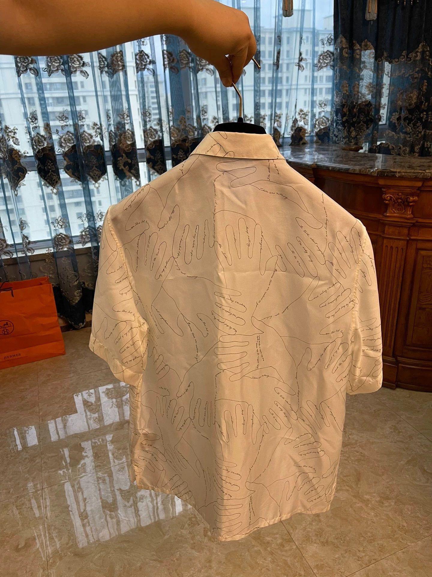 Dior Dior Silk Full Logo Palm Print Premium Shirt 40 Worn Once Size US M / EU 48-50 / 2 - 2 Thumbnail