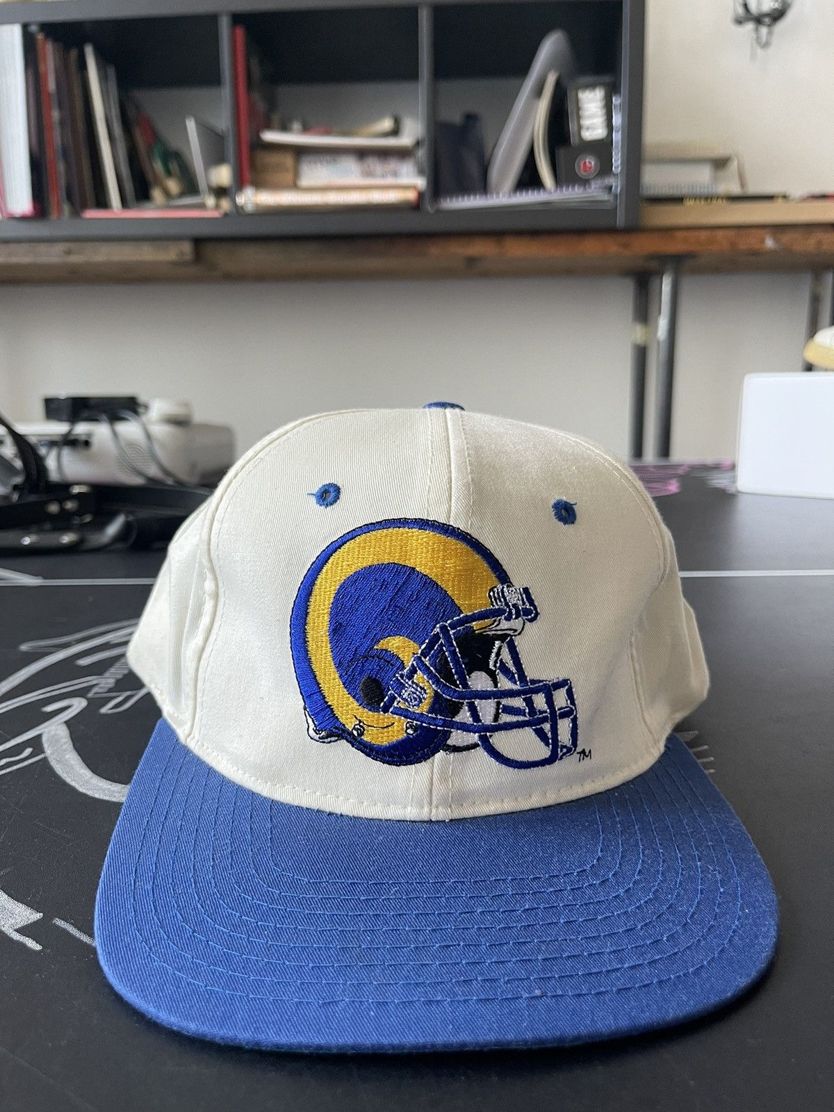 NFL × Vintage Vintage NFL Los Angeles Rams Snap back hat Size ONE SIZE - 1 Thumbnail