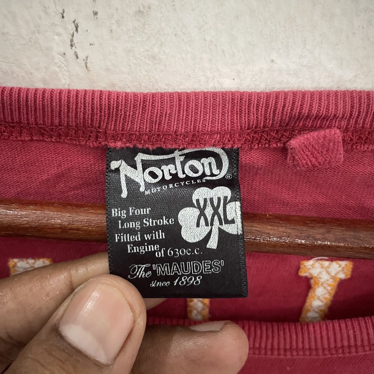 Norton Vintage Norton Motorcycles Embroidered Big Logo Tee Size US M / EU 48-50 / 2 - 5 Thumbnail