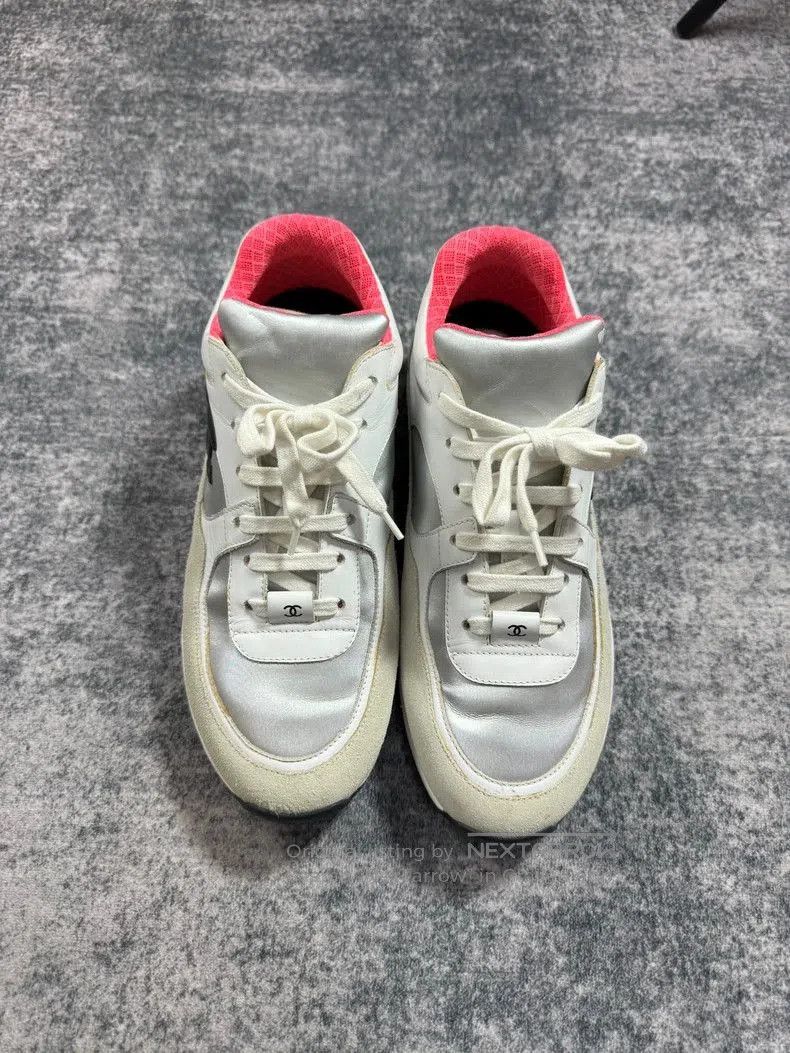 Chanel Chanel Colorblocked Suede Sneakers. Size US 8.5 / EU 41-42 - 2 Thumbnail