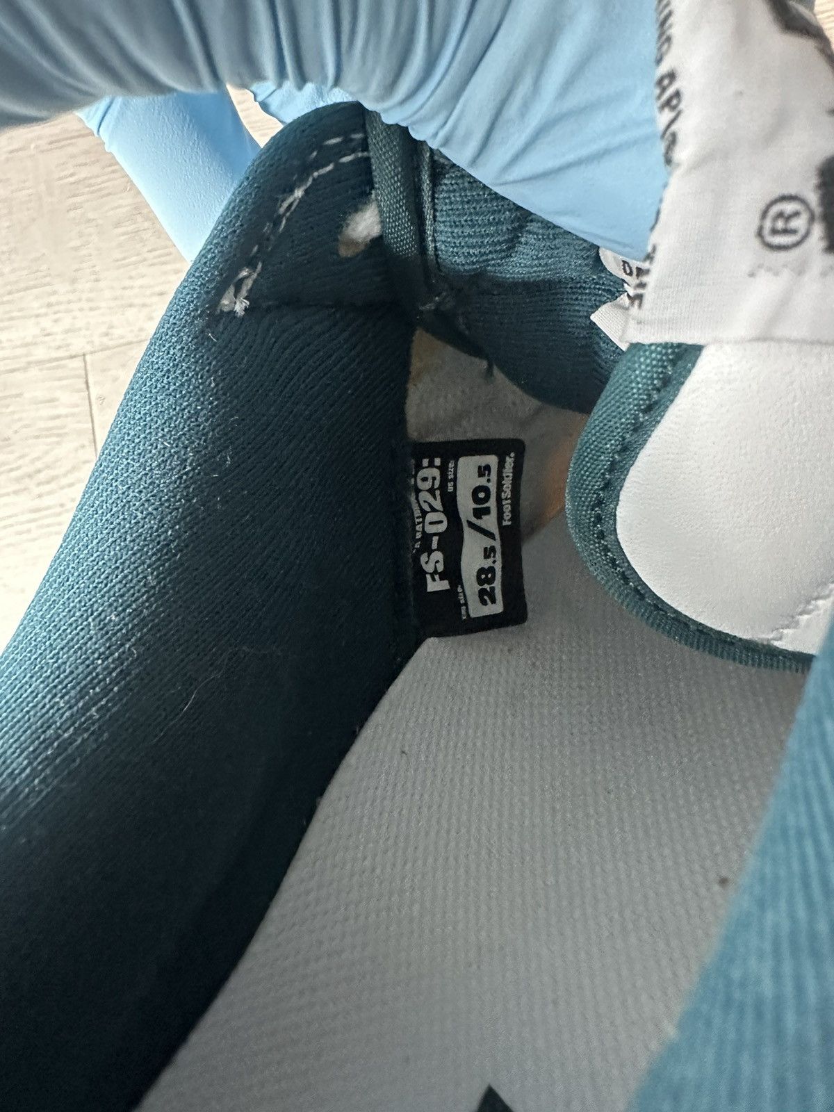 Bape × Kaws Bape x Kaws Bapesta (2005) Size US 10.5 / EU 43-44 - 7 Thumbnail