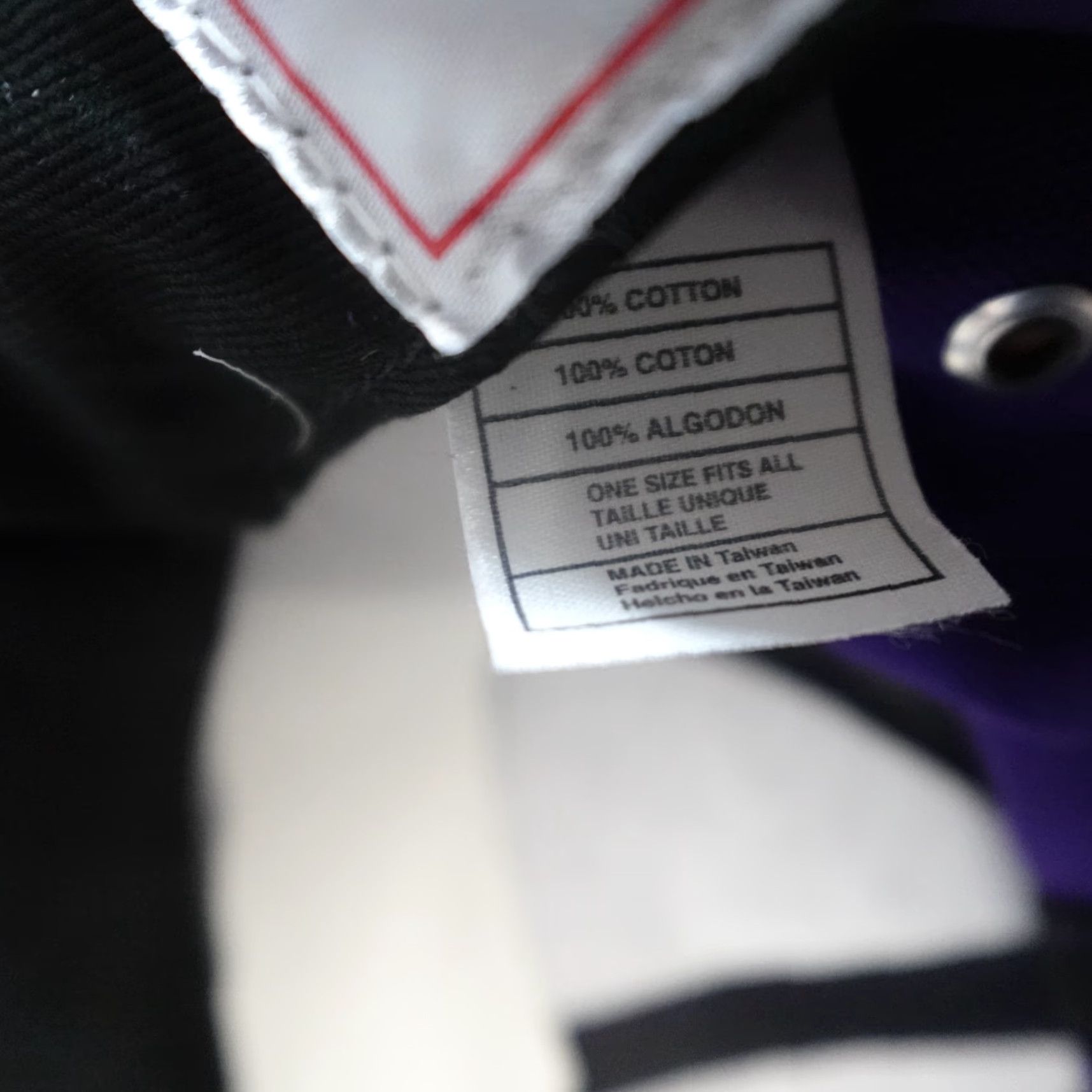 NFL VINTAGE Baltimore Ravens Hat Strapback Purple Embroidered Autographed Old Stock - NFL Baseball Cap Mens One Size Cotton Canvas Study Size ONE SIZE - 4 Thumbnail
