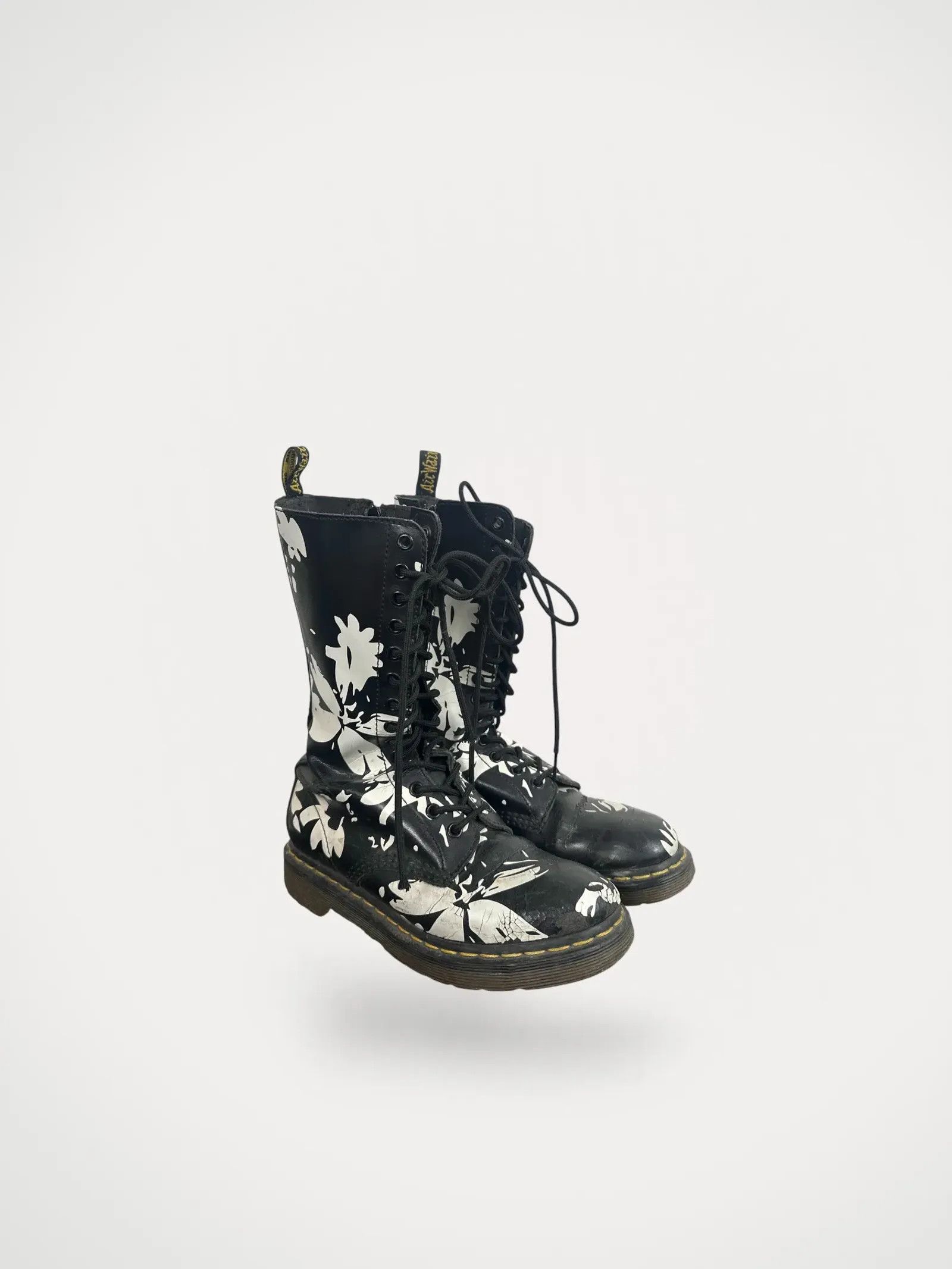 Dr. Martens Dr. Martens 1914 Vonda White Boots Size US 8 / IT 38 - 1 Thumbnail