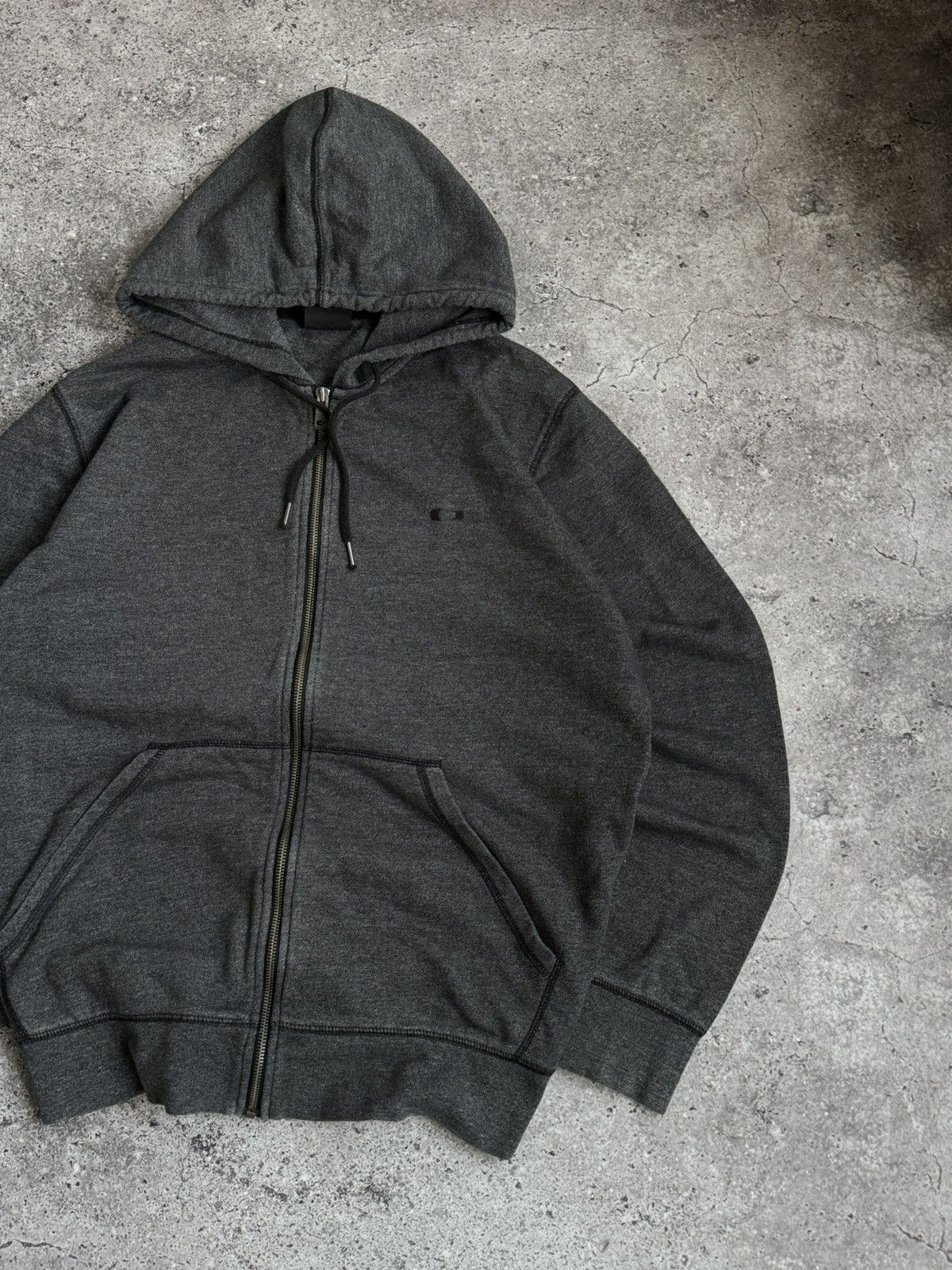 Oakley × Vintage Vintage Oakley outdoor Y2K oversized zip hoodie Size US L / EU 52-54 / 3 - 8 Thumbnail
