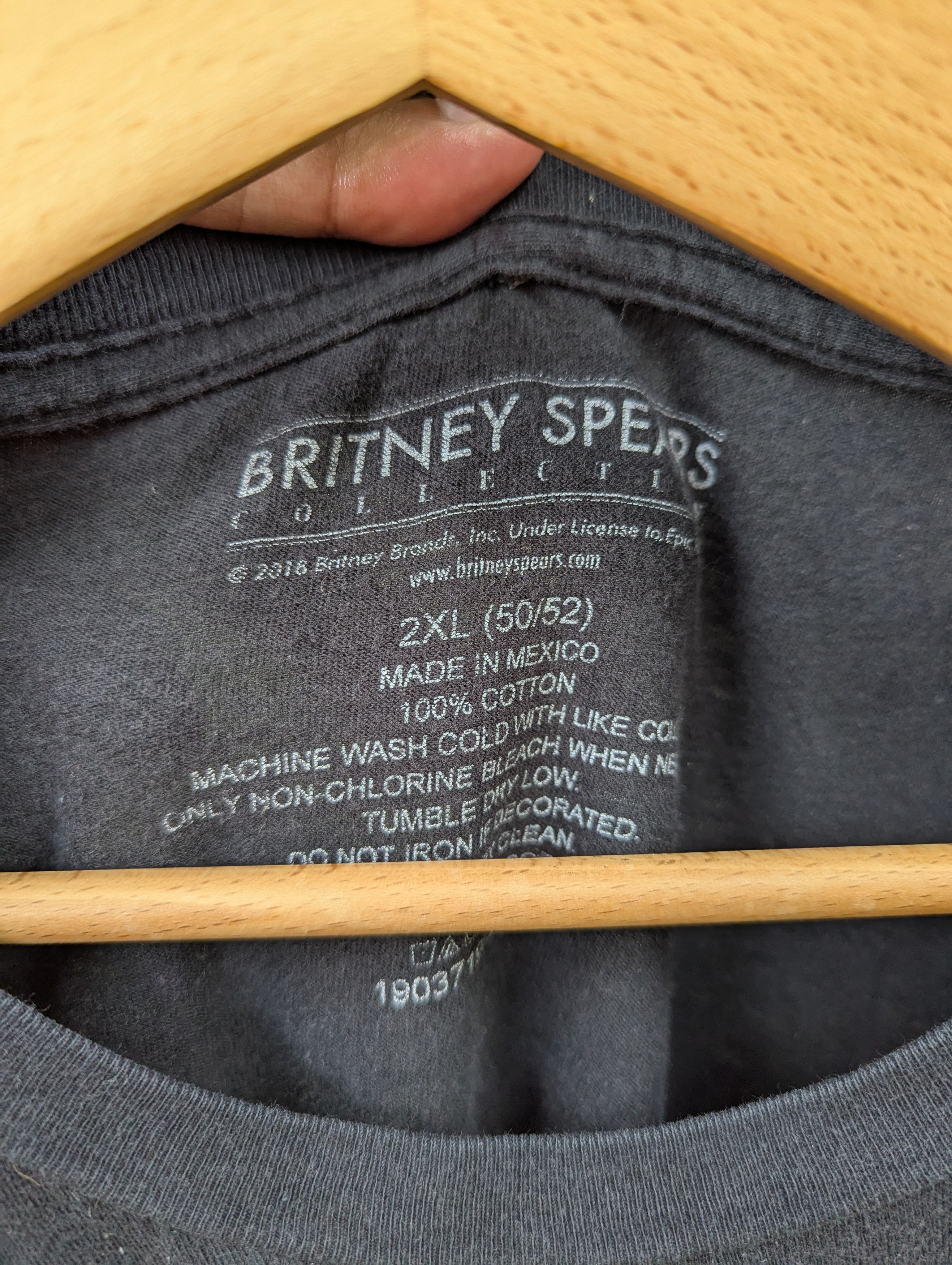 Band Tees Britney Spears Baby One More Time Tshirt Size US XXL / EU 58 / 5 - 3 Thumbnail