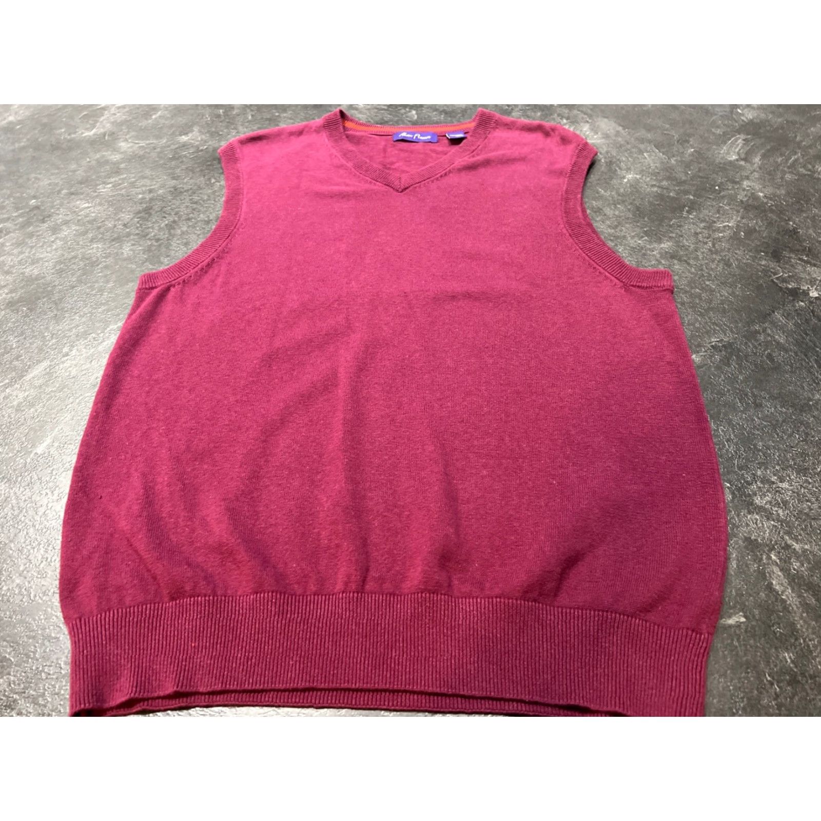 Vintage Alan Flusser Mens Sweater Vest Solid Maroon V-Neck Sleeveless Cotton M Regular All Seasons Lightweight Casual Workwear Modern Classic Size US M / EU 48-50 / 2 - 2 Thumbnail