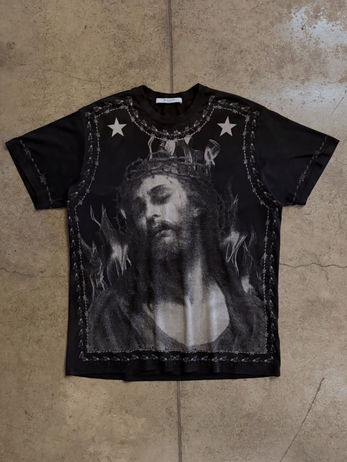 Givenchy Givenchy by Ricardo Tisci distressed oversized Jesus Us
