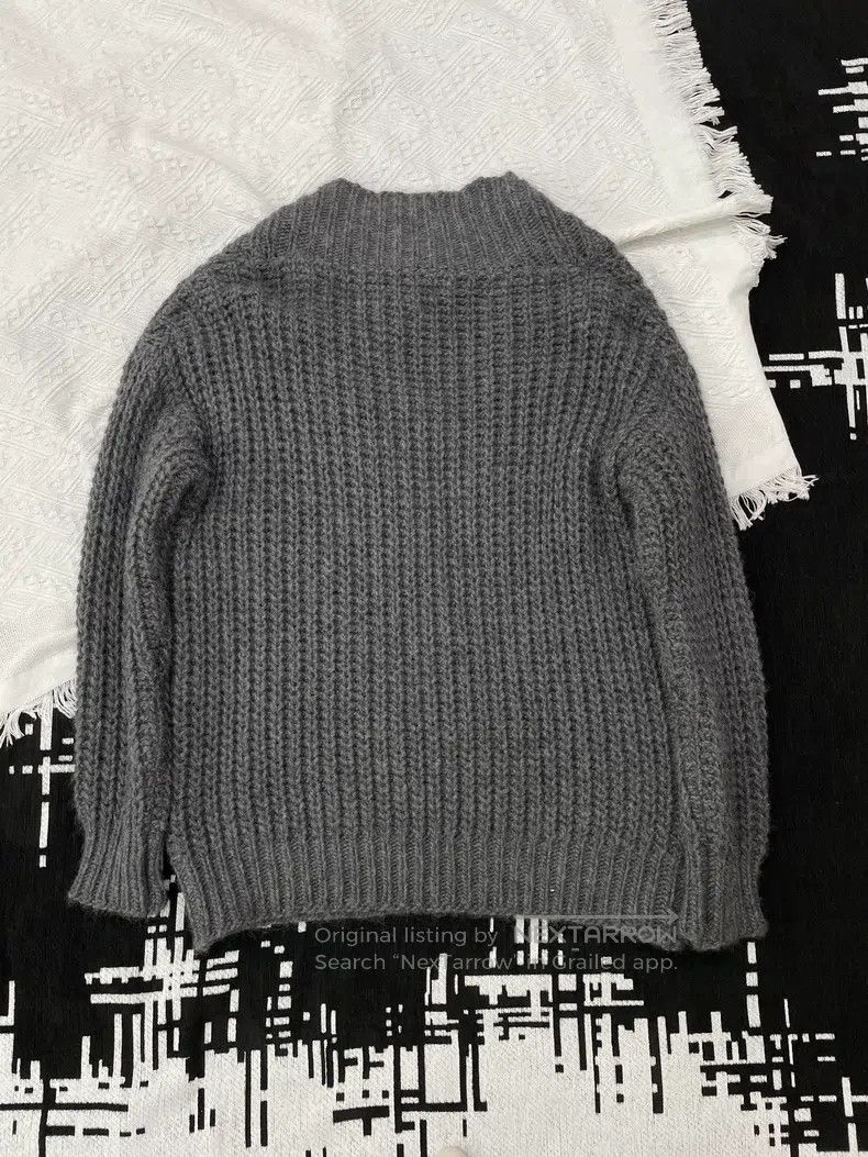 Dior Dior Grey silhouette V-neck knitted sweater Size XXS / US 00 / IT 34 - 3 Thumbnail