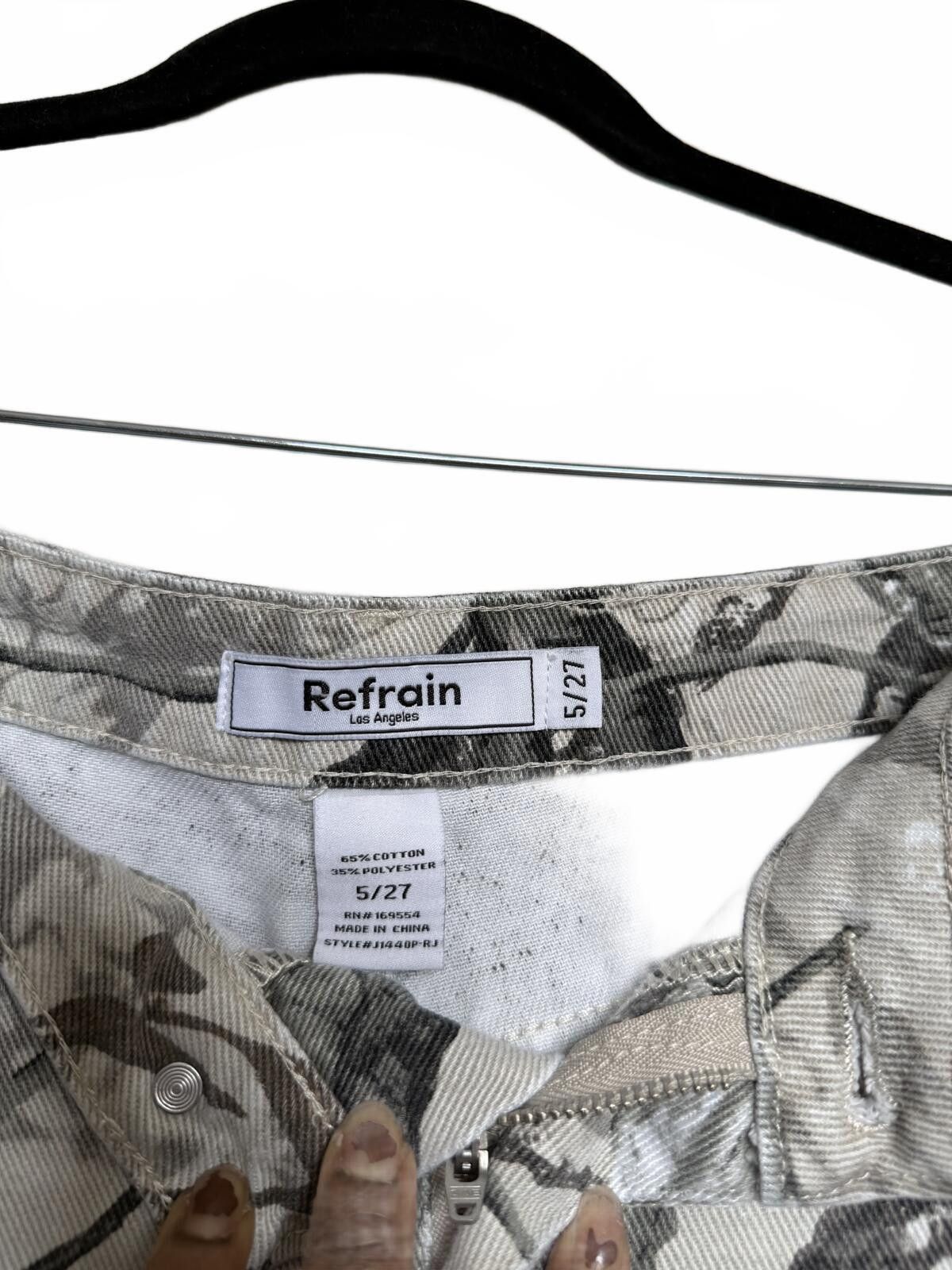 Unknown London Women Outdoors Forest Camouflage Denim Cargo Shorts Size 28" / US 6 / IT 42 - 4 Thumbnail