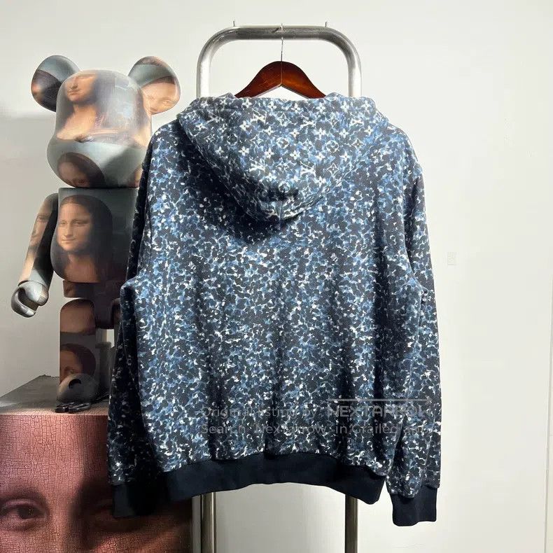 Louis Vuitton Louis Vuitton Render full print jacket Size US L / EU 52-54 / 3 - 2 Thumbnail