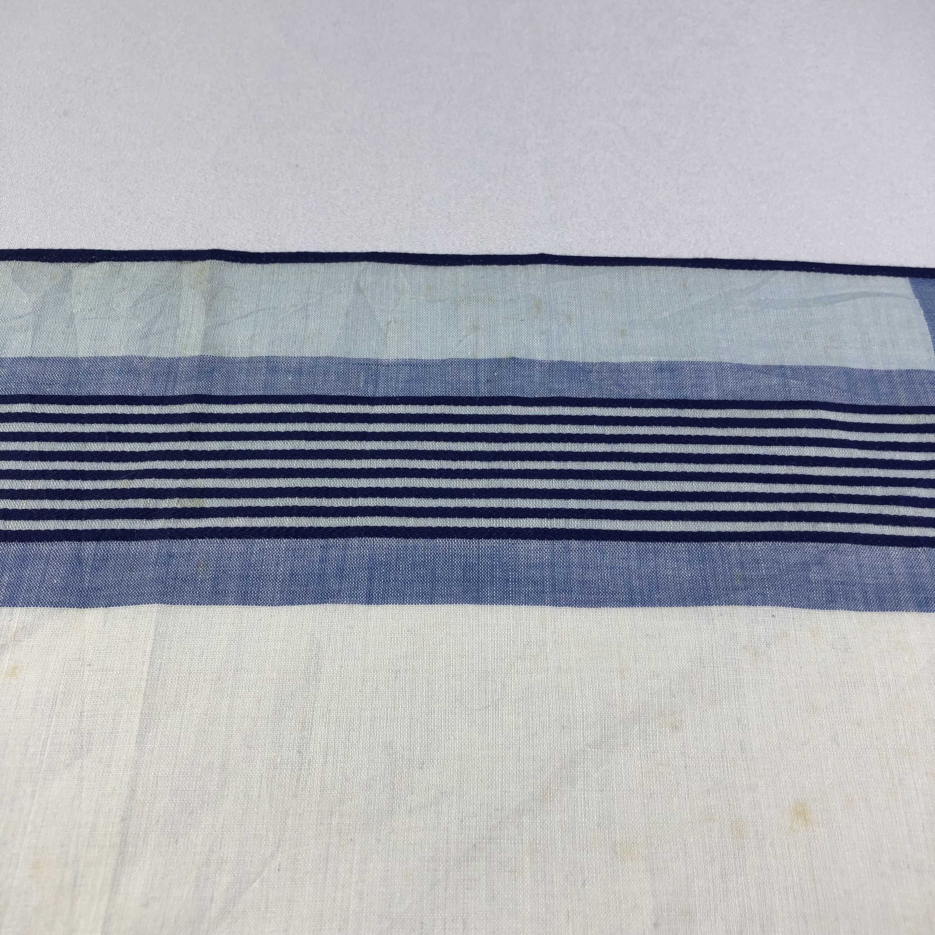 Pierre Balmain Pierre Balmain Handkerchief Neckerchief Bandana H2191 Size ONE SIZE - 8 Thumbnail