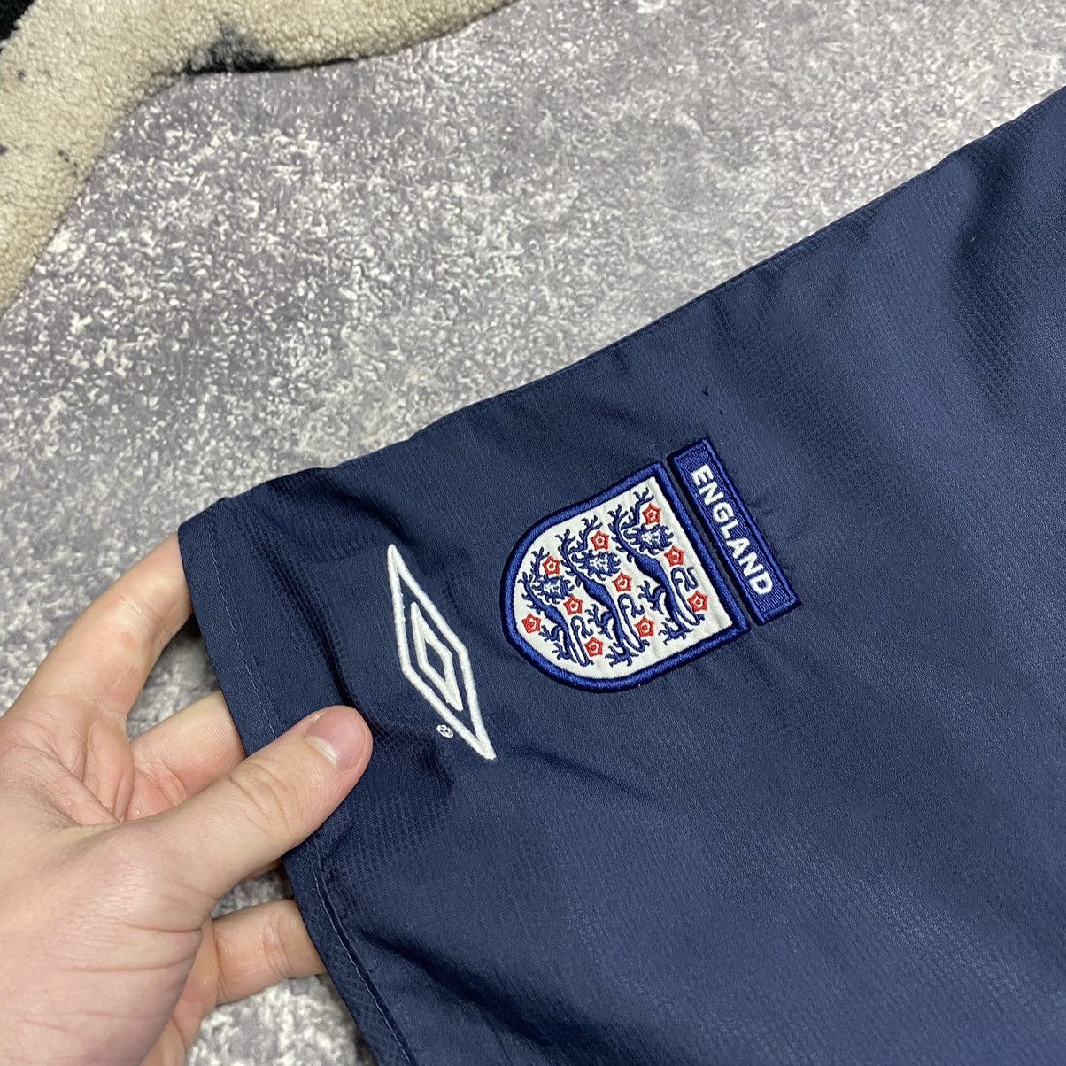 Umbro × Vintage Vintage Umbro England National Soccer Team shorts Size US 34 / EU 50 - 4 Thumbnail
