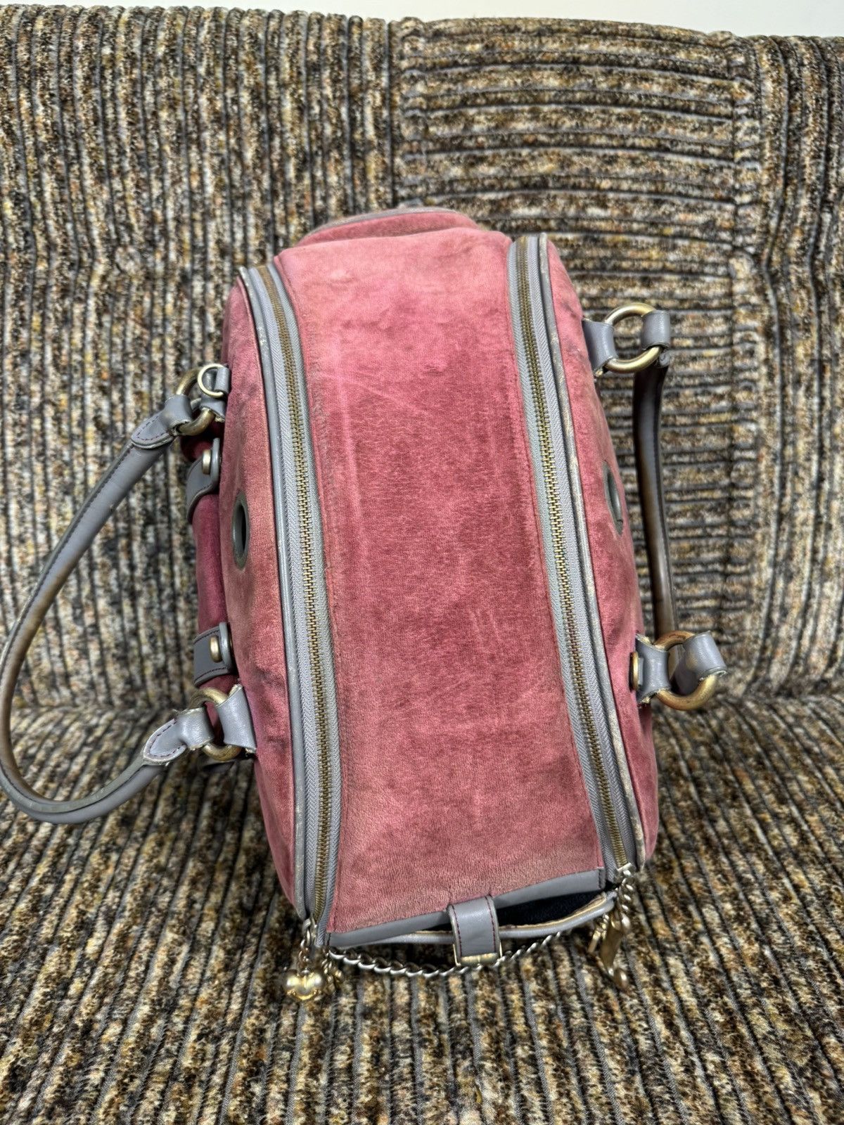 Juicy Couture Jeans VTG JUICY COUTURE RARE Y2K Pink Velvet Pet Carrier Handbag Size ONE SIZE - 13 Thumbnail