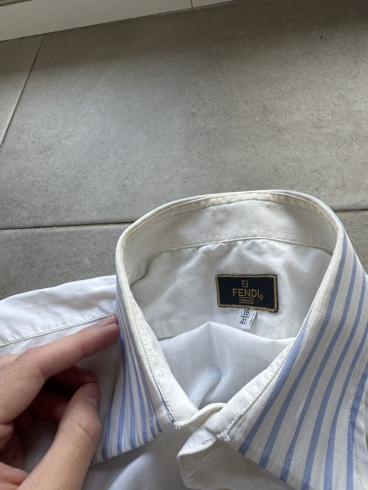 Fendi Fendi Vintage 16/41 Size White Button Striped Collar LongSleeve Button Shirt Size US L / EU 52-54 / 3 - 9 Thumbnail