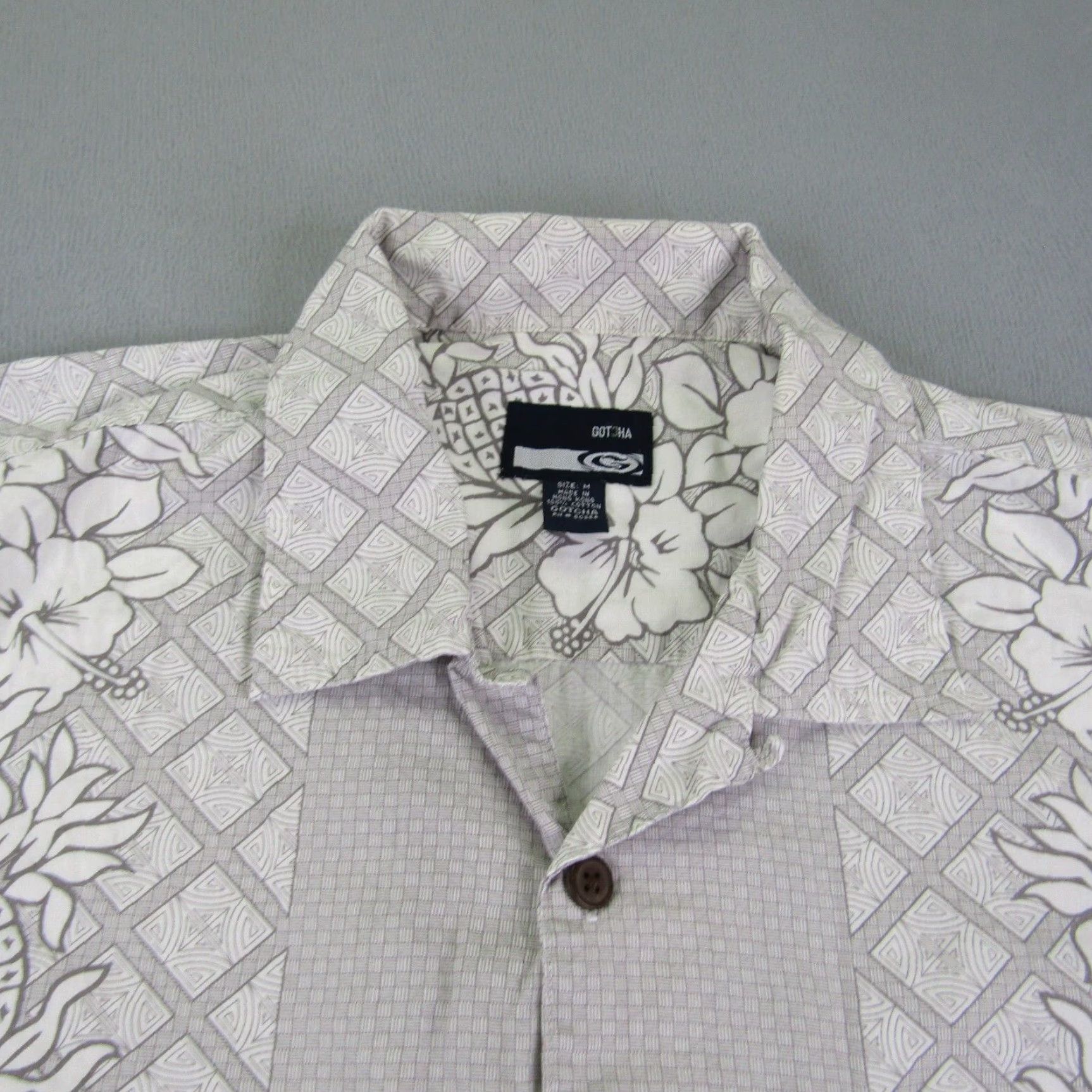 Gotcha VINTAGE Gotcha Hawaiian Shirt Mens Medium Gray Cotton Short Sleeve Button-Up 90s Beach Outdoor Size US M / EU 48-50 / 2 - 2 Thumbnail