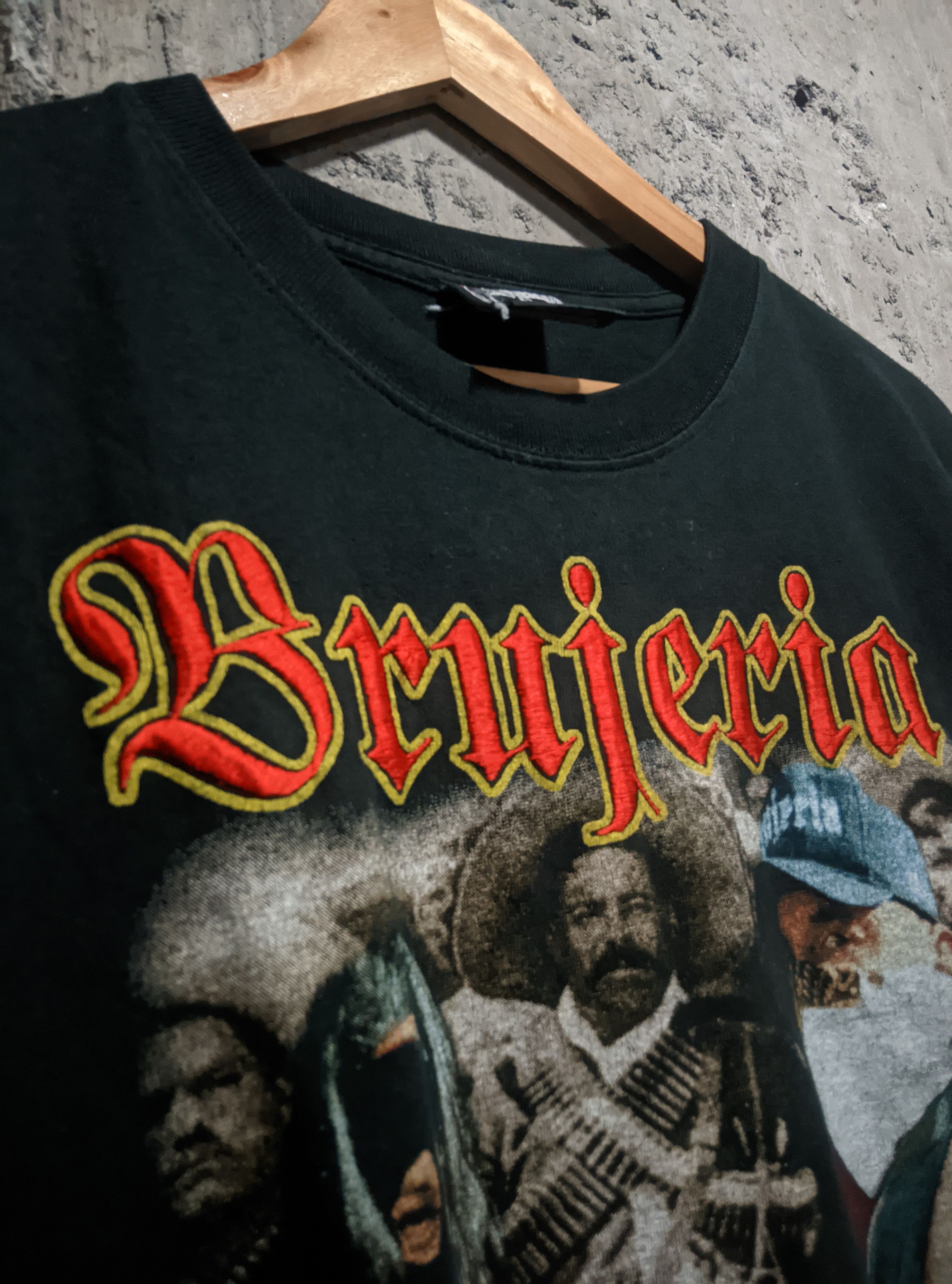 Band Tees Vintage 2000s brujería mexican death metal grindcore tshirt Size US XL / EU 56 / 4 - 4 Thumbnail