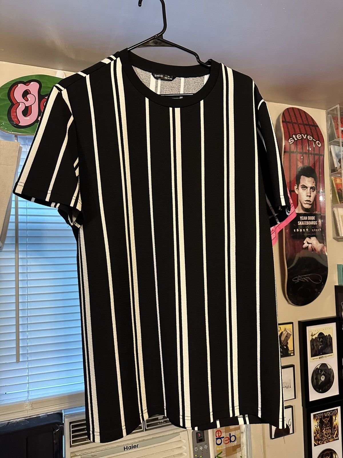 Shein SHEIN: Black and White Stripped T Shirt Size US L / EU 52-54 / 3 - 1 Thumbnail
