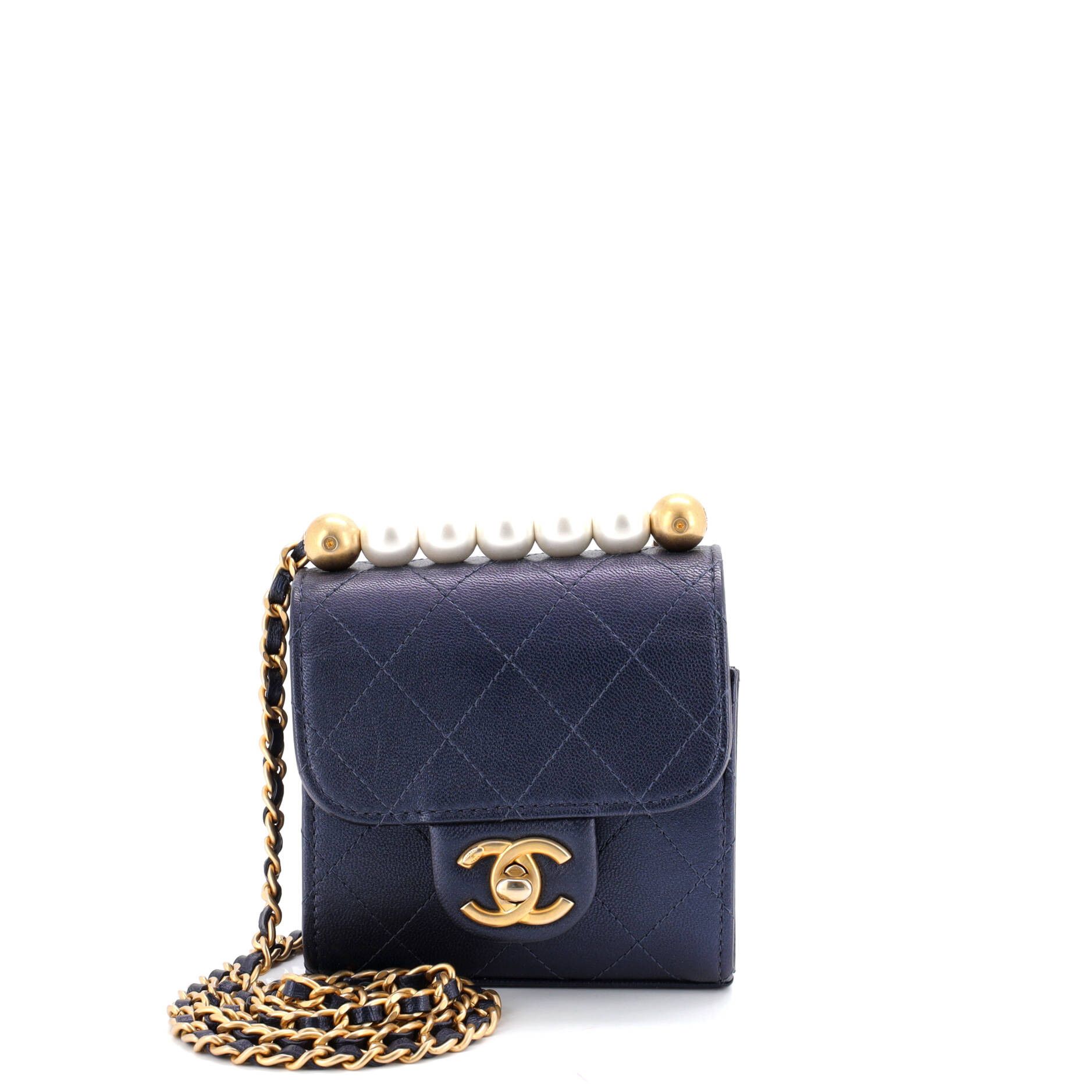 Chanel Chic Pearls Flap Clutch with Chain Size ONE SIZE - 1 Thumbnail