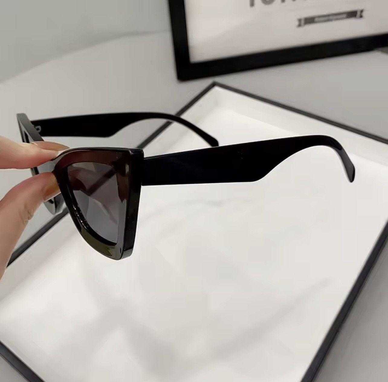 Other Black Cat Eye Sunglasses Women Retro Triangle Frame UV400 Size ONE SIZE - 2 Thumbnail