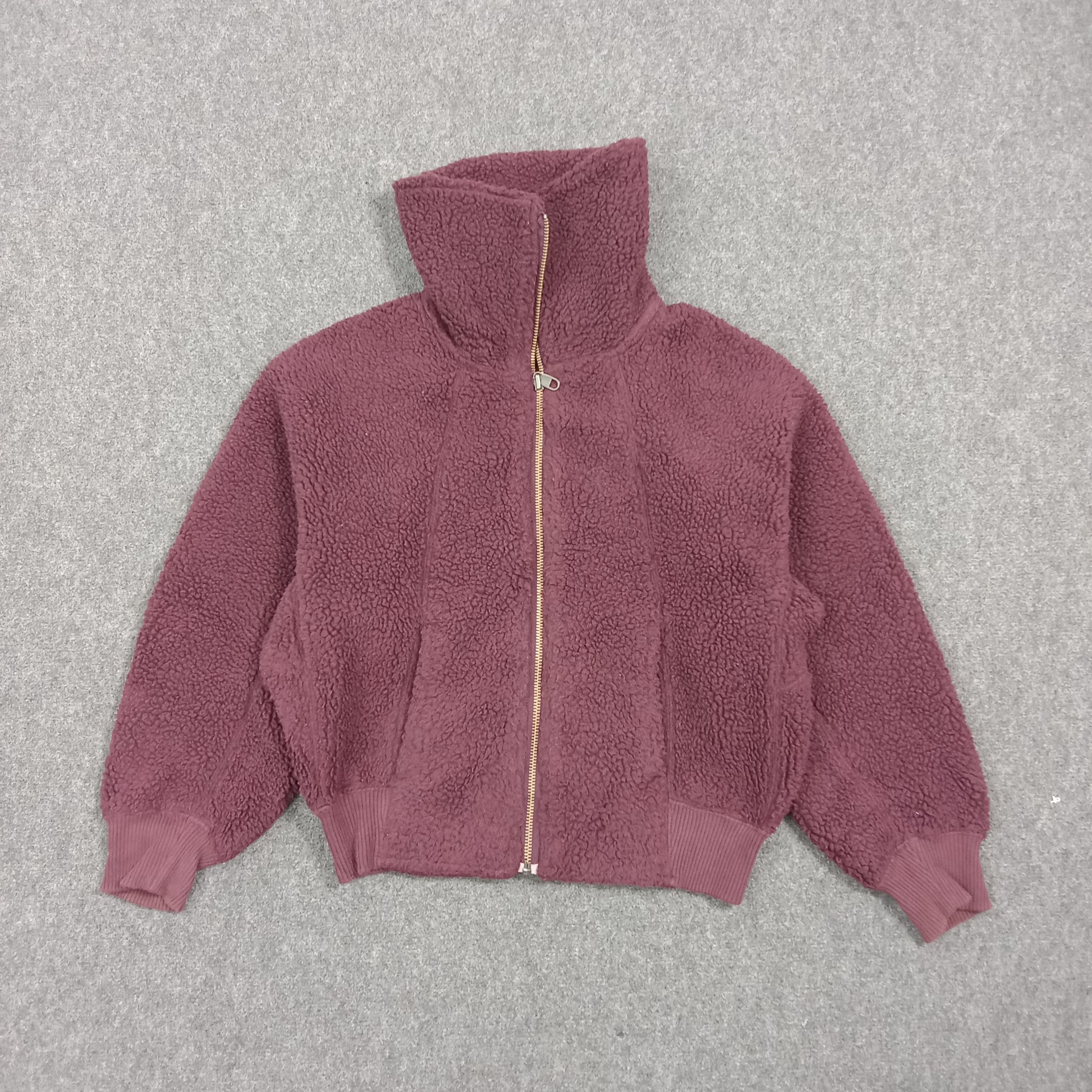 Undercover Uniqlo U Fleece Boxy Undercover Custom Logo C271N30 Size US S / EU 44-46 / 1 - 3 Thumbnail