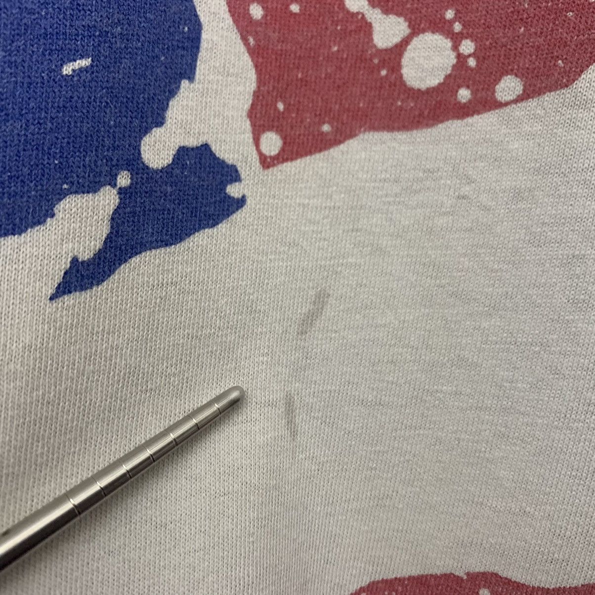 Vintage Vintage 90s American USA Full Print t-shirt Size US L / EU 52-54 / 3 - 6 Thumbnail