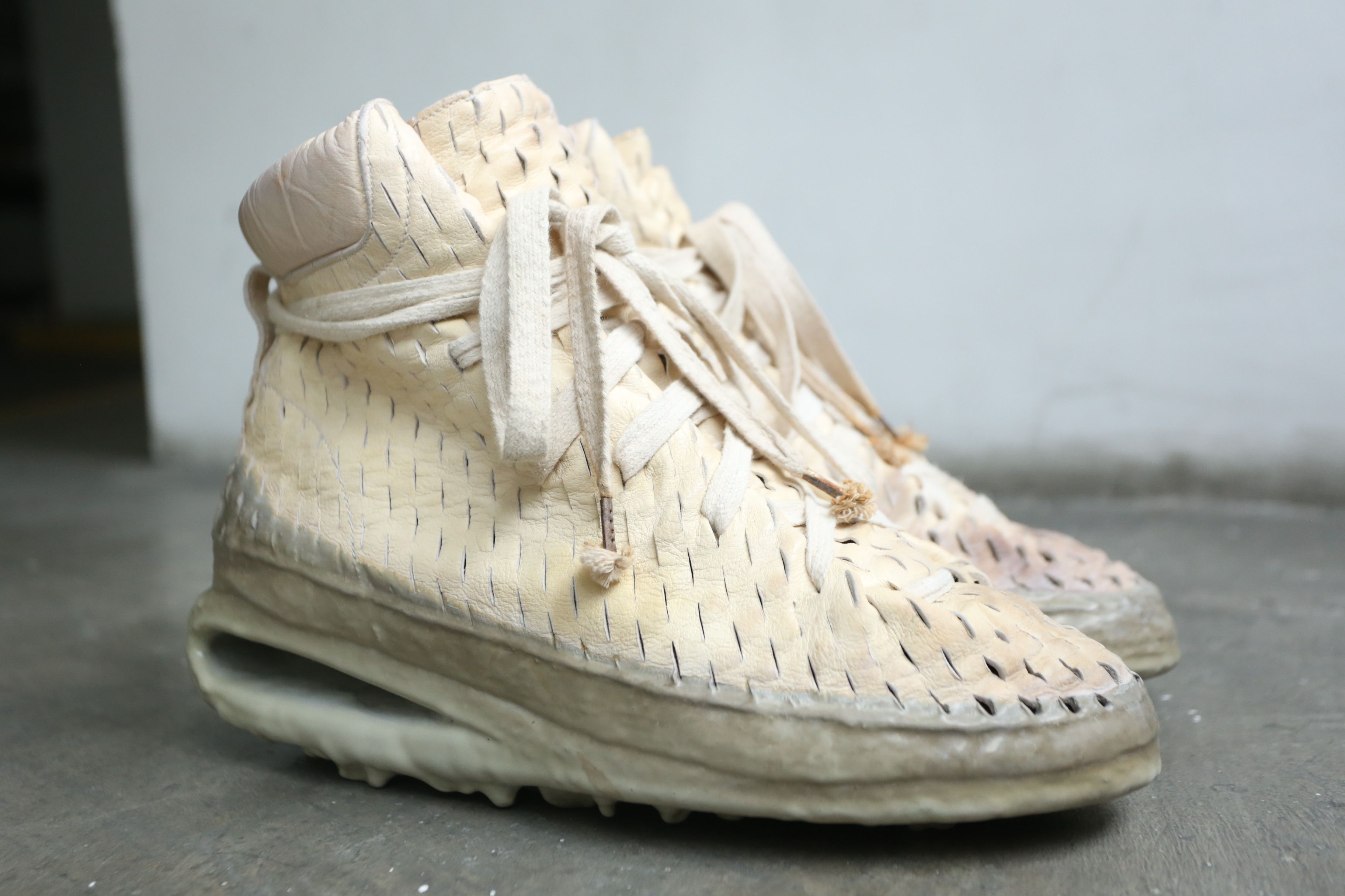 Carol Christian Poell Carol Christian Poell - High-Top Laser Cut U-Sole Sneakers Size US 9 / EU 42 - 1 Thumbnail