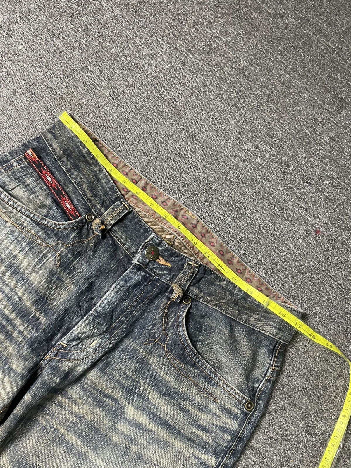 Edwin × Vintage Vintage EDWIN Distressed Denim Ripped Jeans (103) Size US 32 / EU 48 - 4 Thumbnail