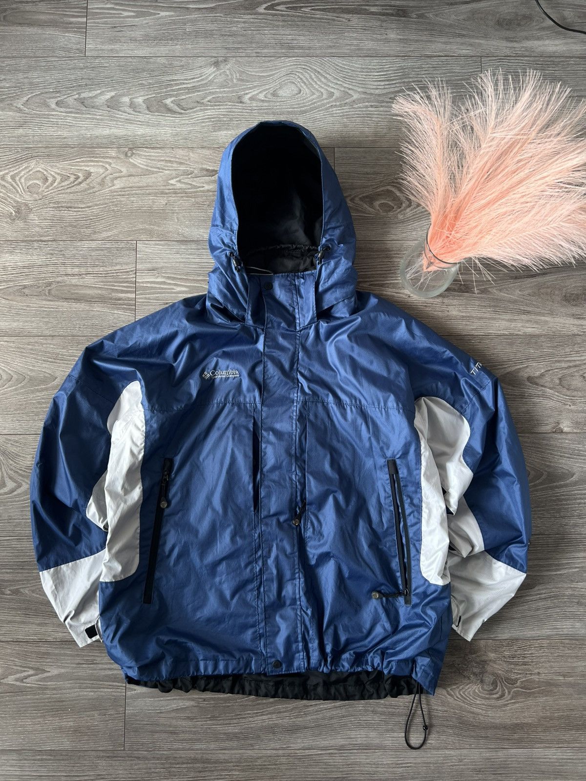 Columbia × Vintage ‼️Vintage Columbia Titanium Tech Omni Waterpoof Jacket‼️ Size US XL / EU 56 / 4 - 7 Thumbnail